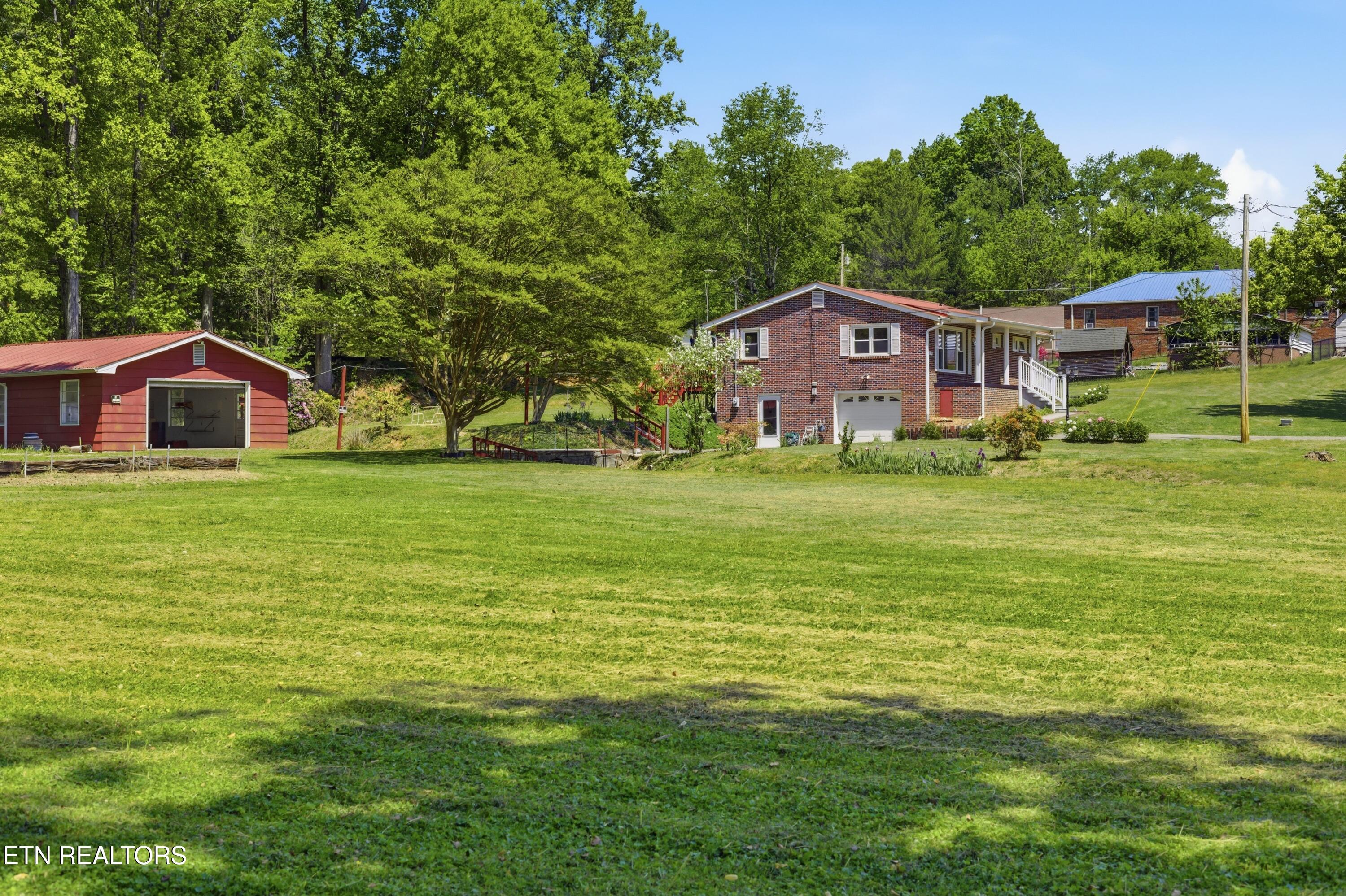 219 Evergreen Street Harriman TN 37748