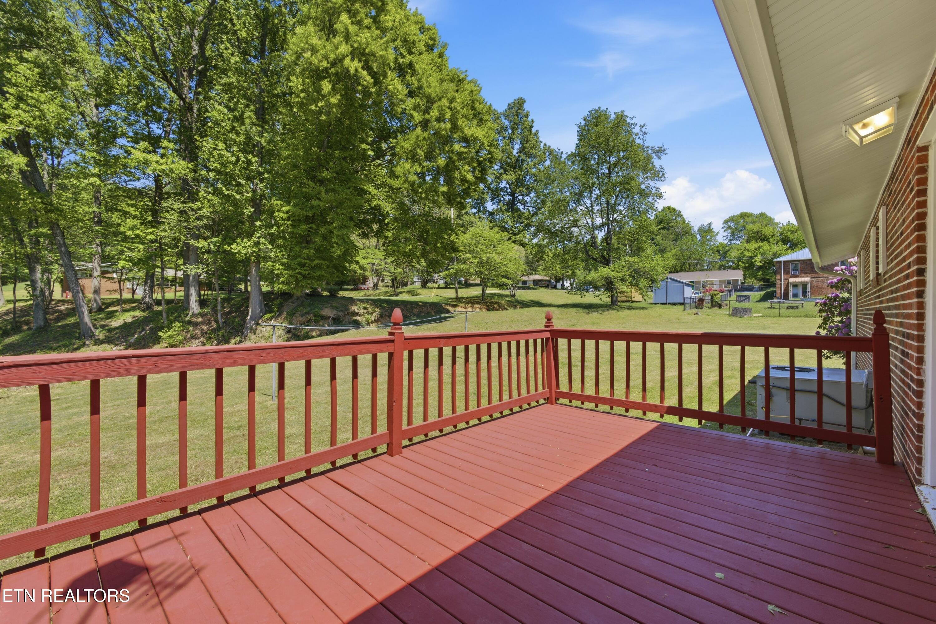 219 Evergreen Street Harriman TN 37748