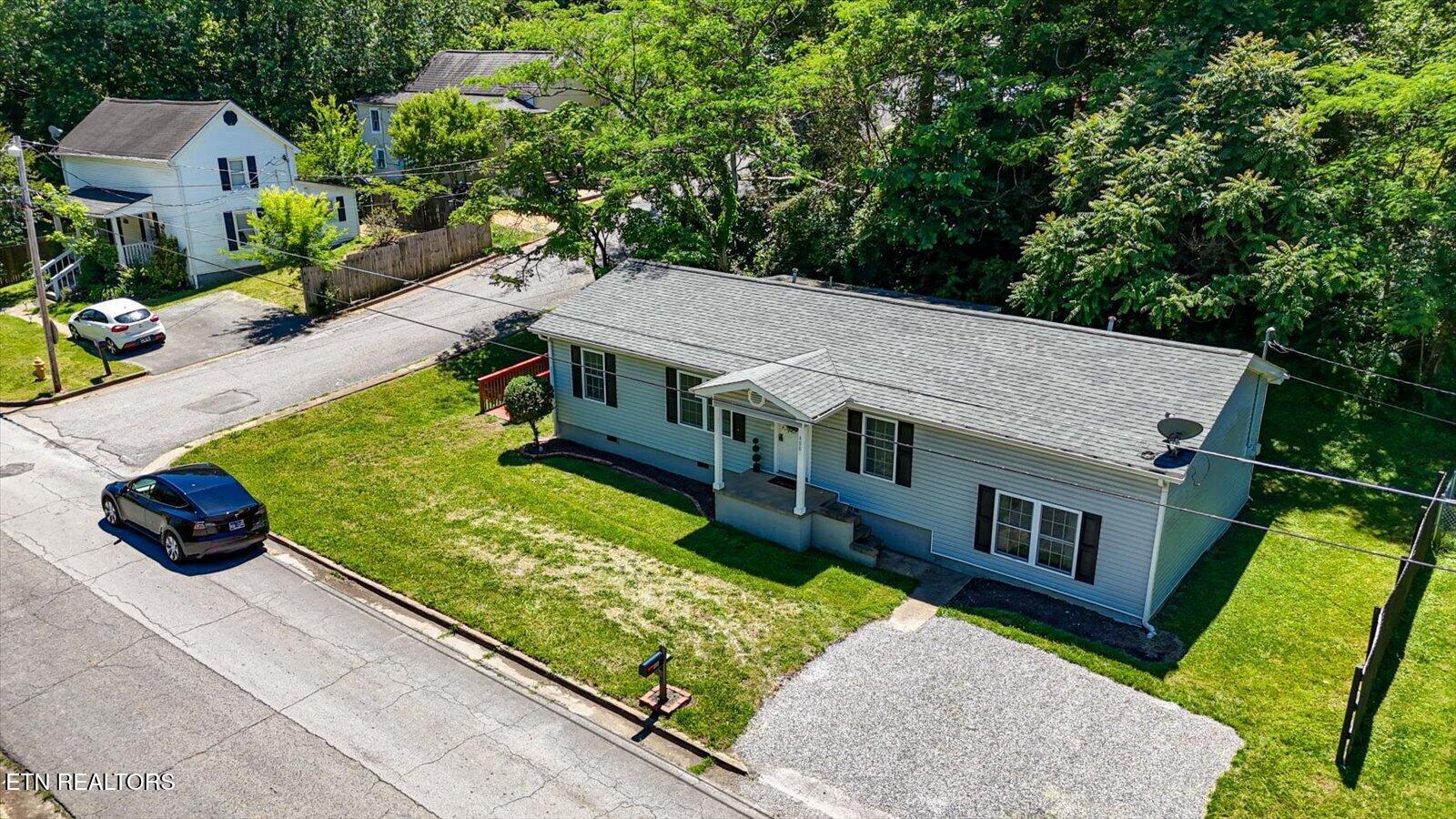 400 N G Street Lenoir City TN 37771