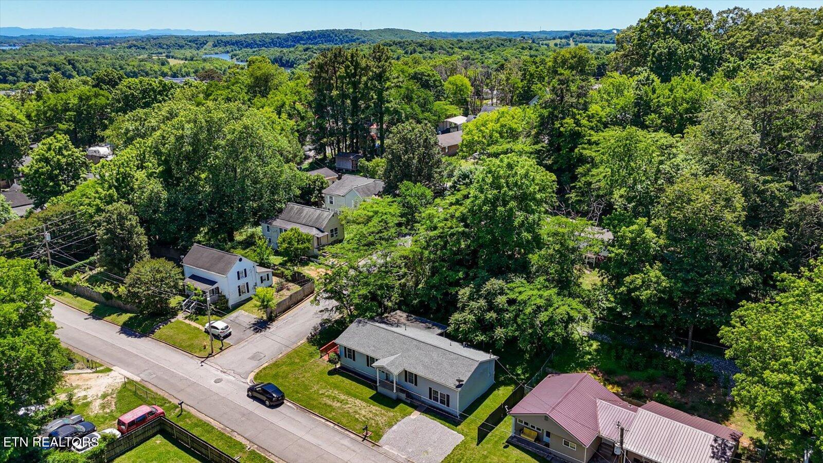 400 N G Street Lenoir City TN 37771