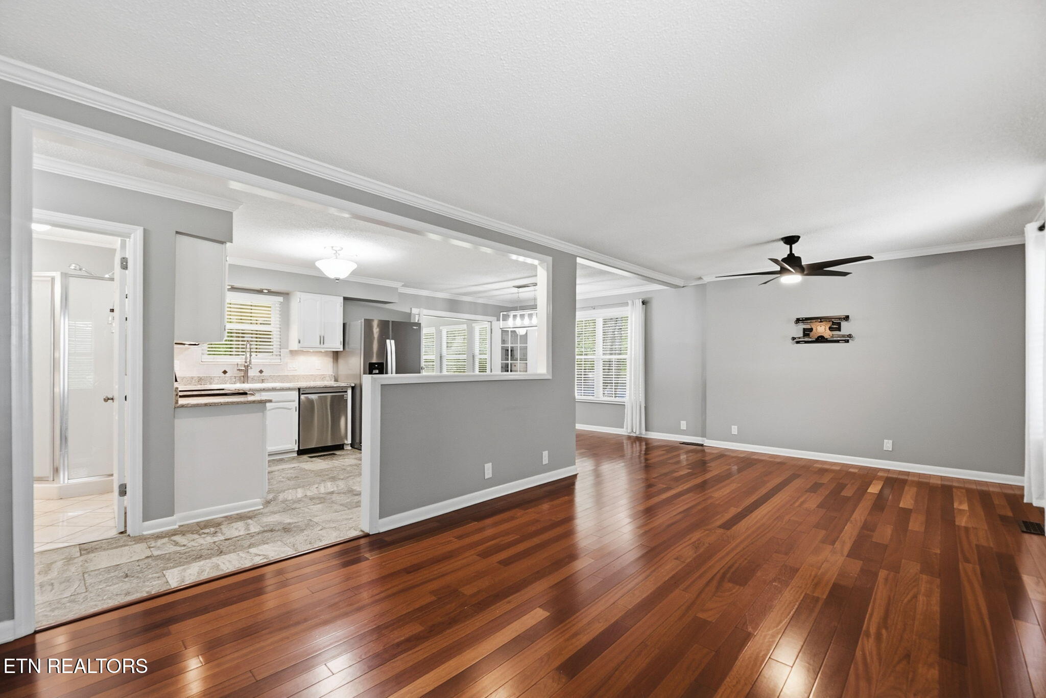 208 Lakeview Lane Oak Ridge TN 37830