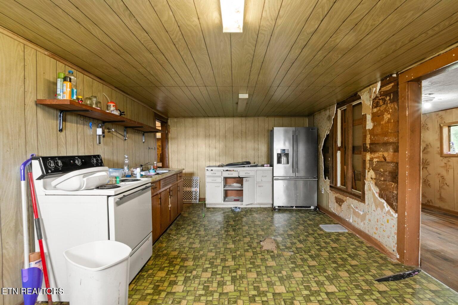 138 Bethlehem Lane Lafollette TN 37766