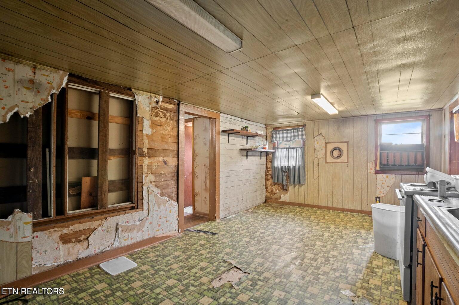 138 Bethlehem Lane Lafollette TN 37766