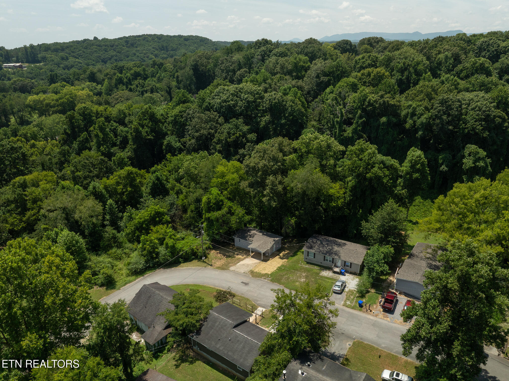 436 Jarnigan Street Clinton TN 37716