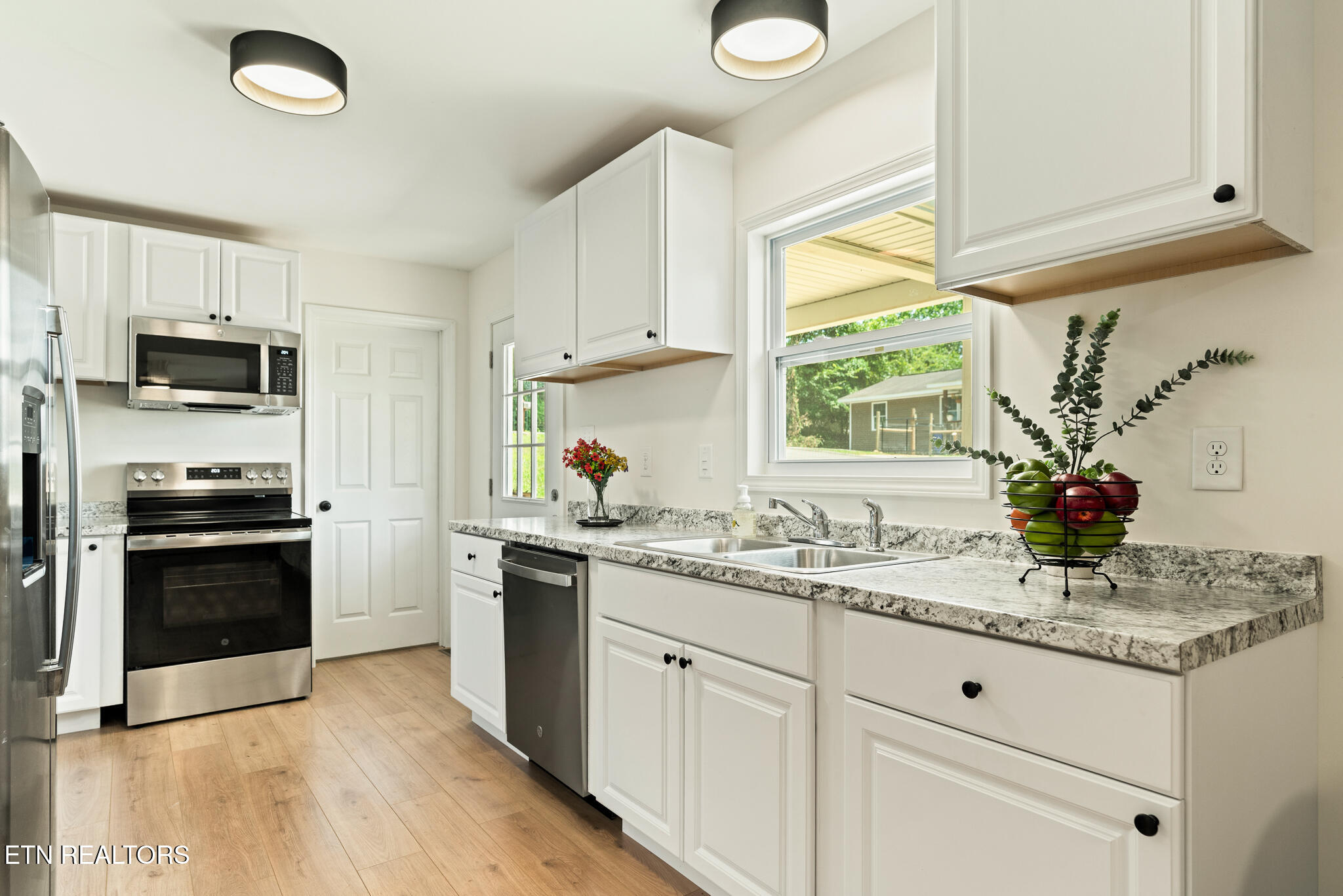436 Jarnigan Street Clinton TN 37716