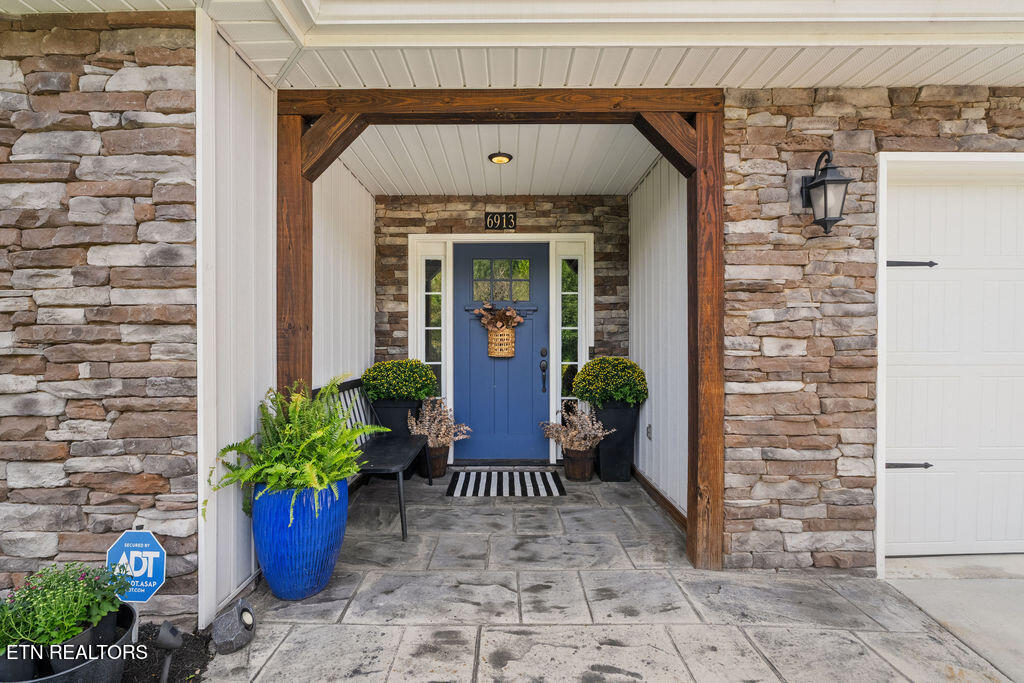 6913 Harvest Grove Lane Knoxville TN 37918