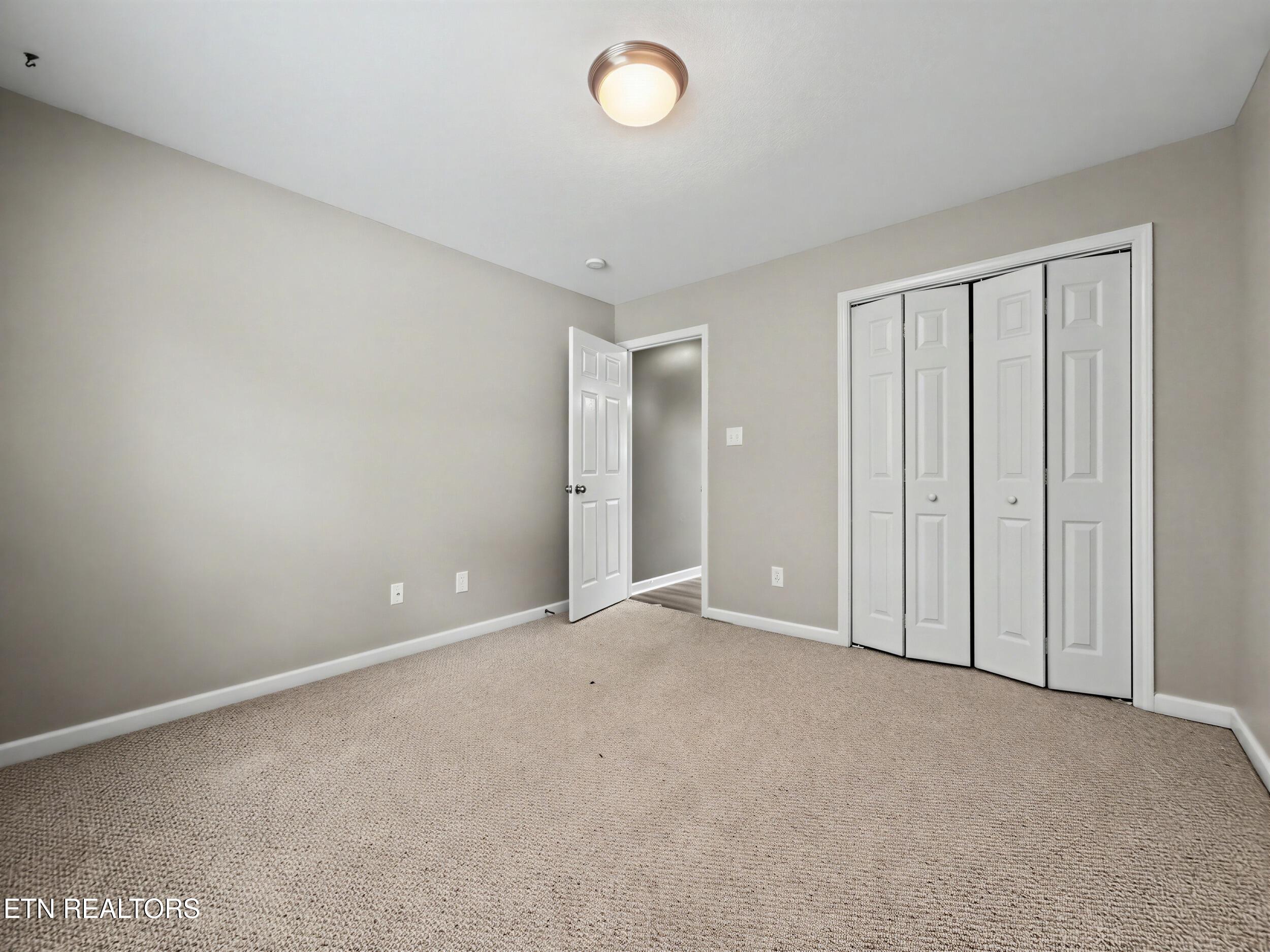 5926 Gray Gables Drive Knoxville TN 37931