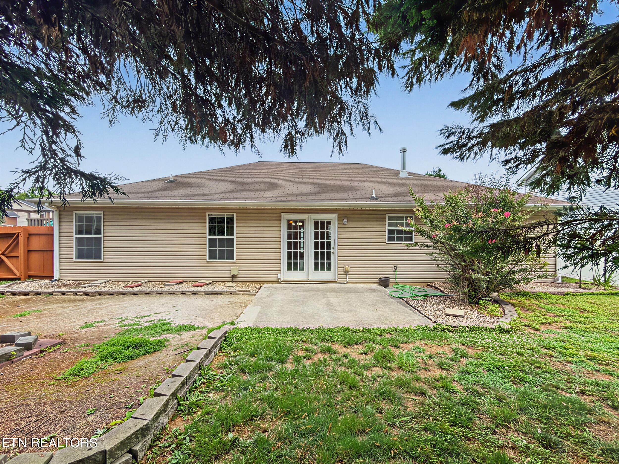 5926 Gray Gables Drive Knoxville TN 37931