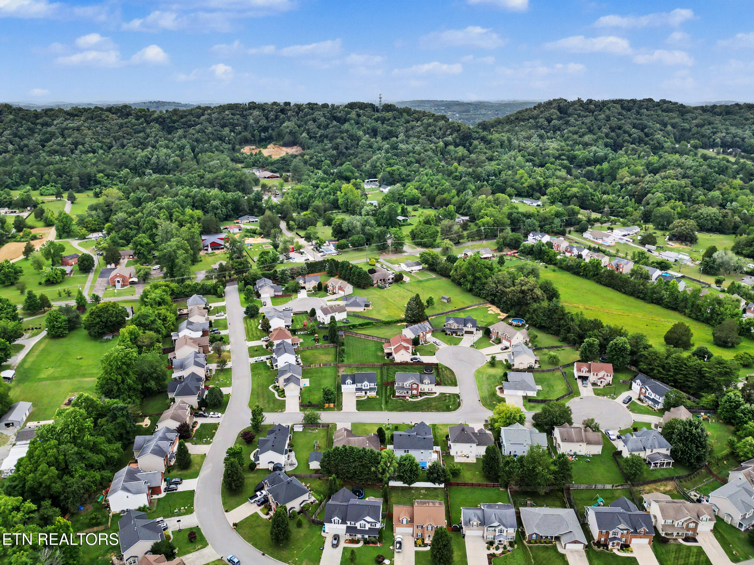5926 Gray Gables Drive Knoxville TN 37931