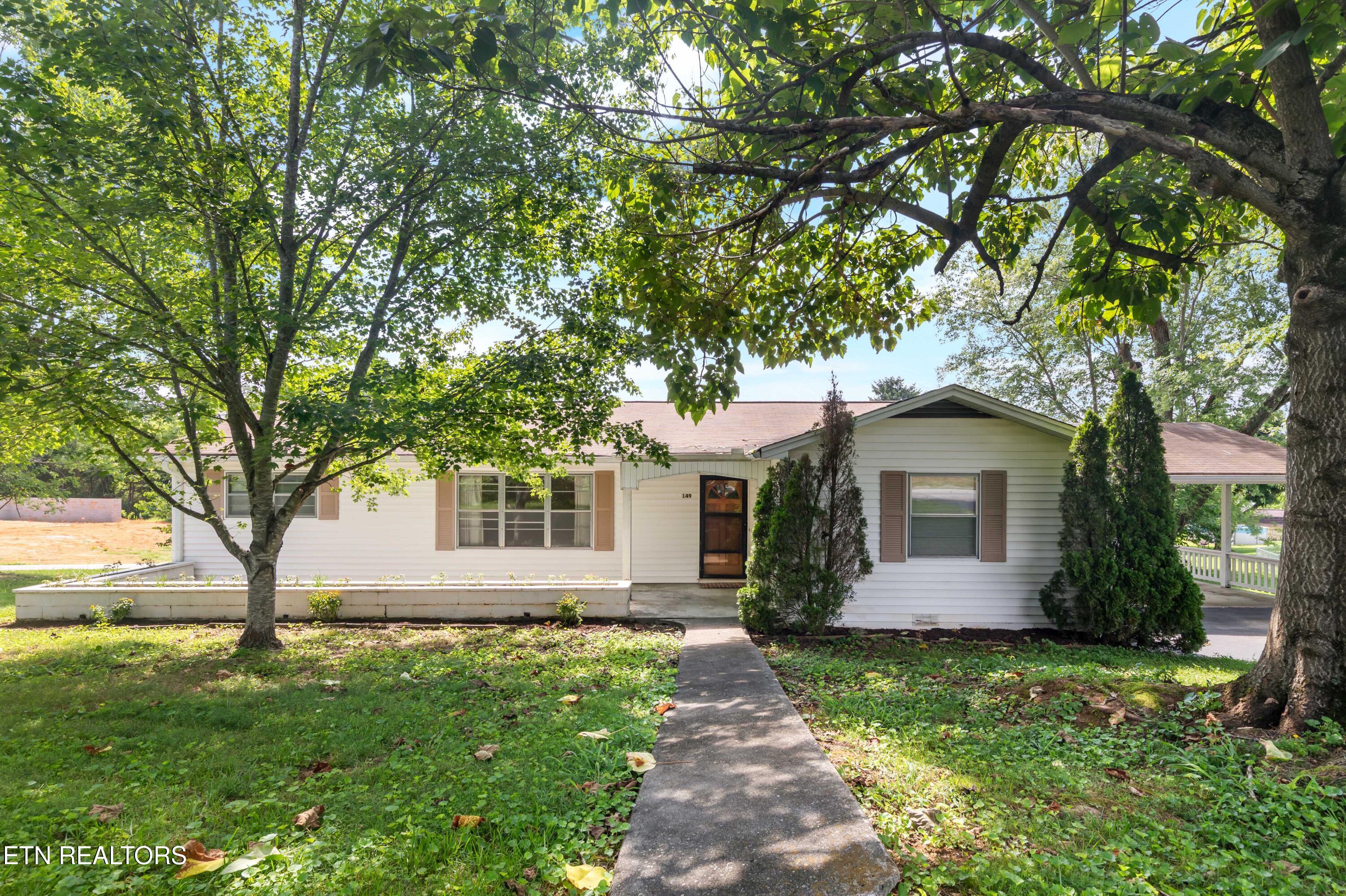 149 Holbrook Avenue Lenoir City TN 37771