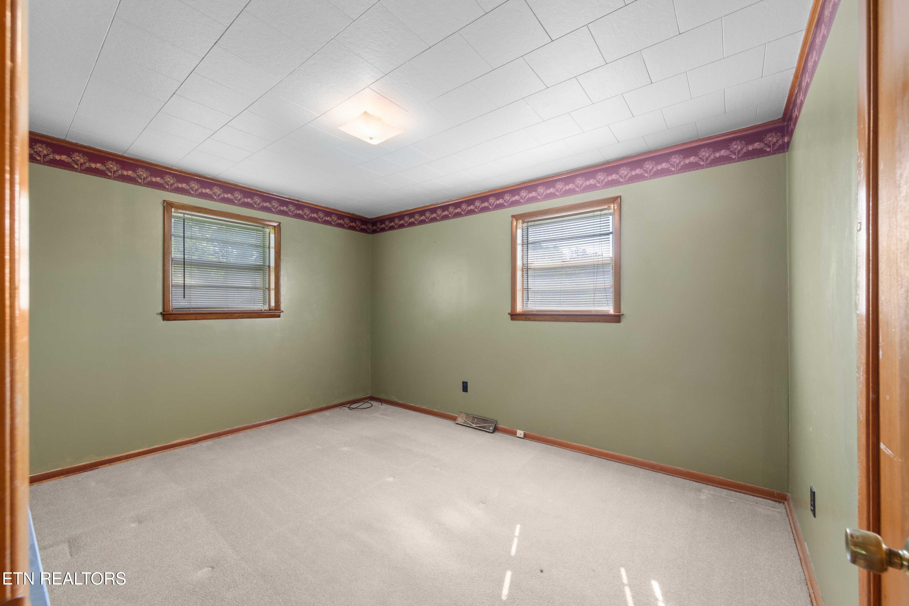 149 Holbrook Avenue Lenoir City TN 37771