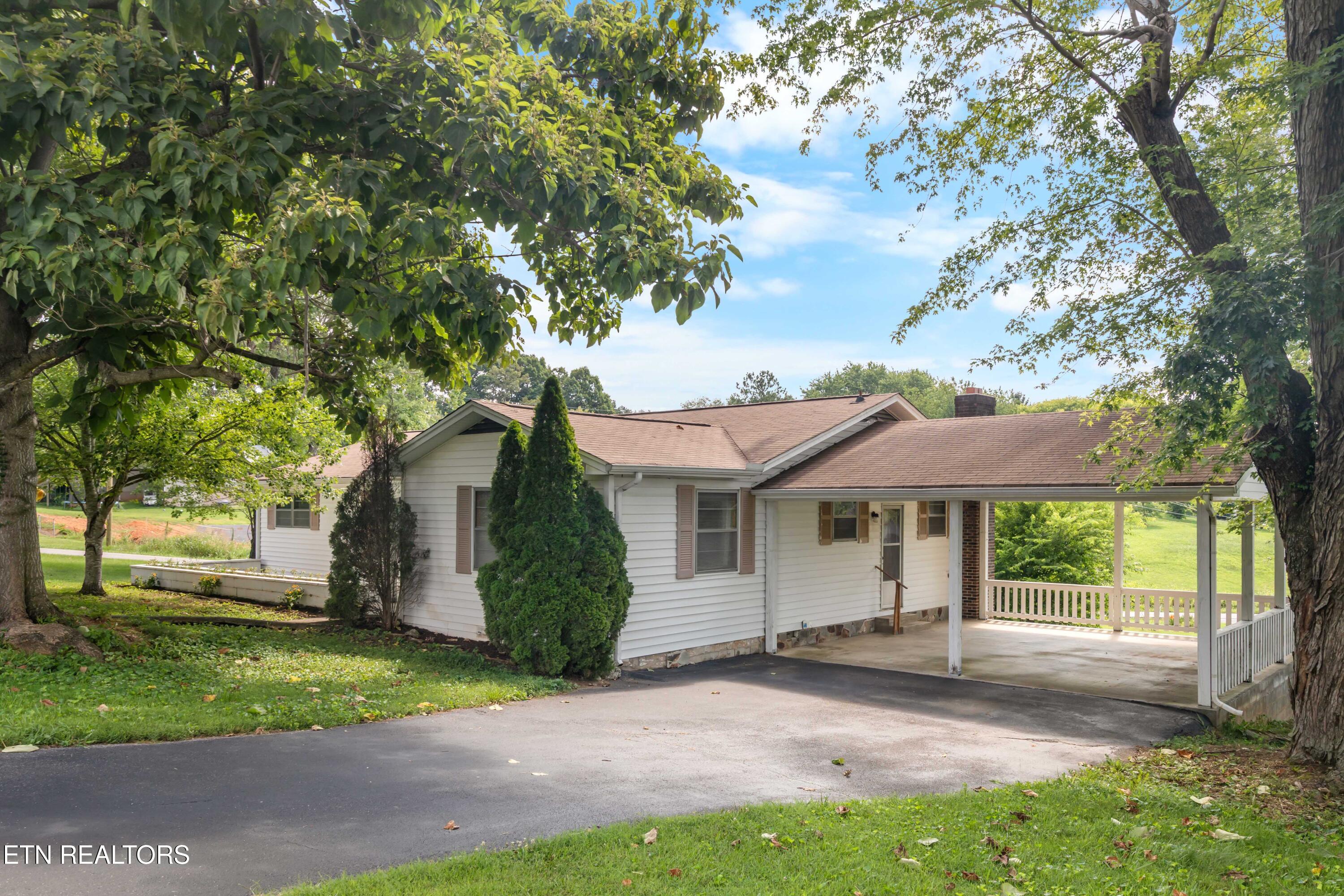 149 Holbrook Avenue Lenoir City TN 37771