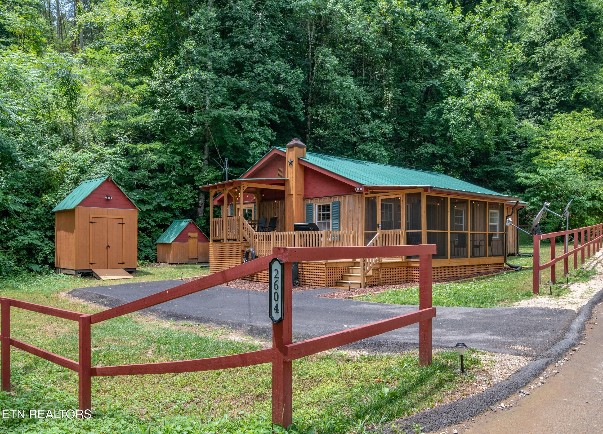 2604 Mccarter Lane Sevierville TN 37876