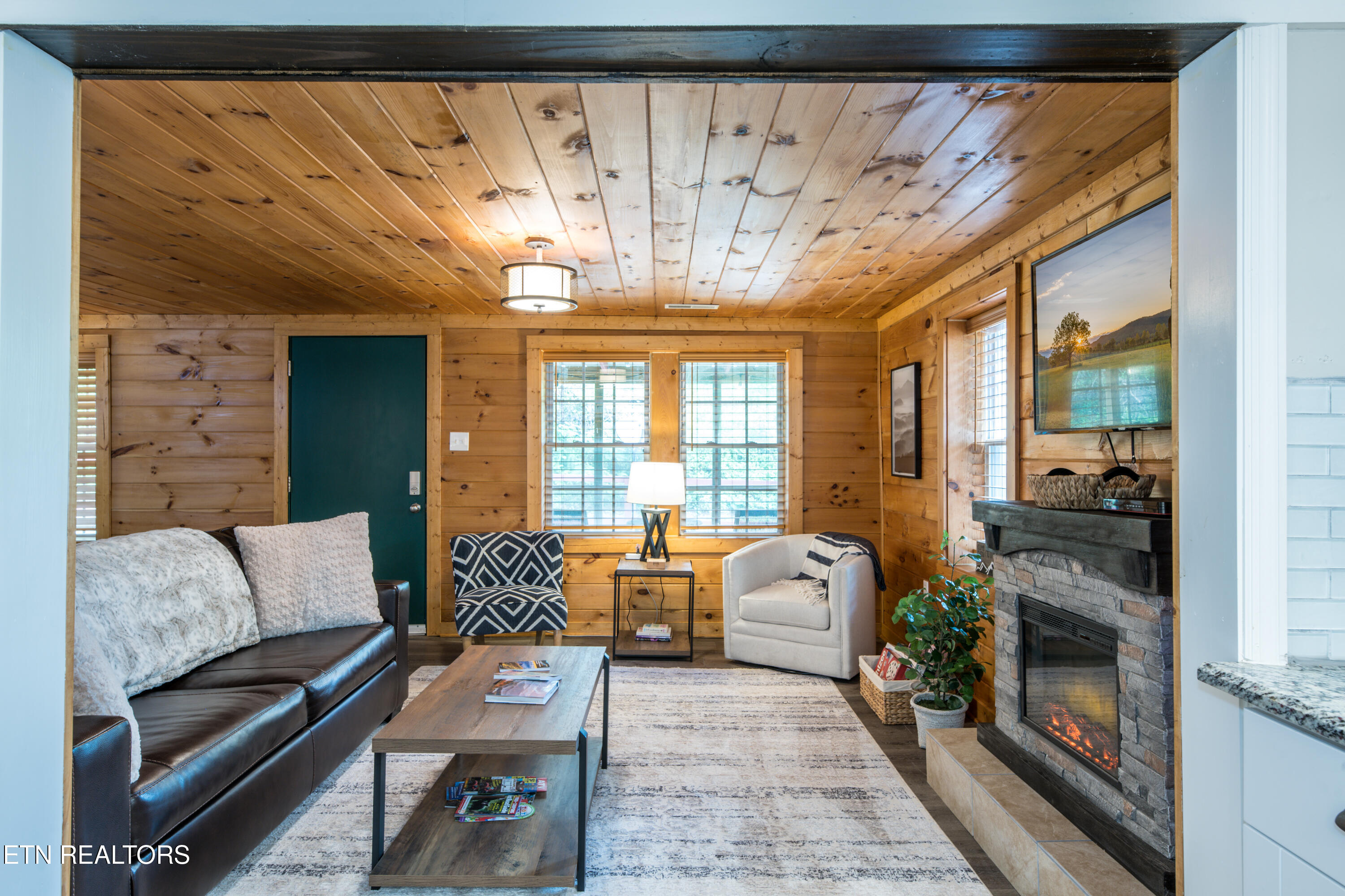 2604 Mccarter Lane Sevierville TN 37876