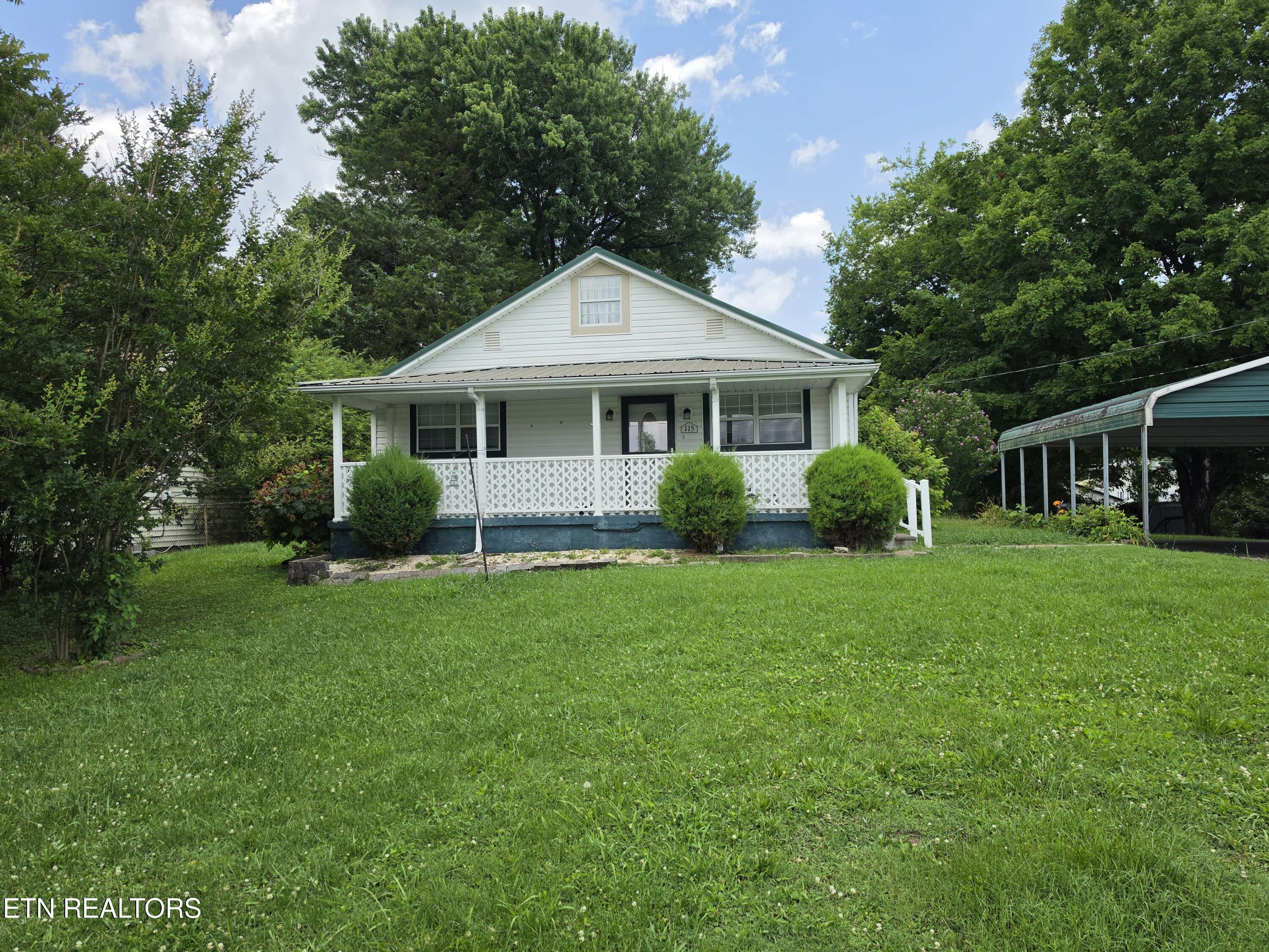 115 Flanders Avenue Harriman TN 37748