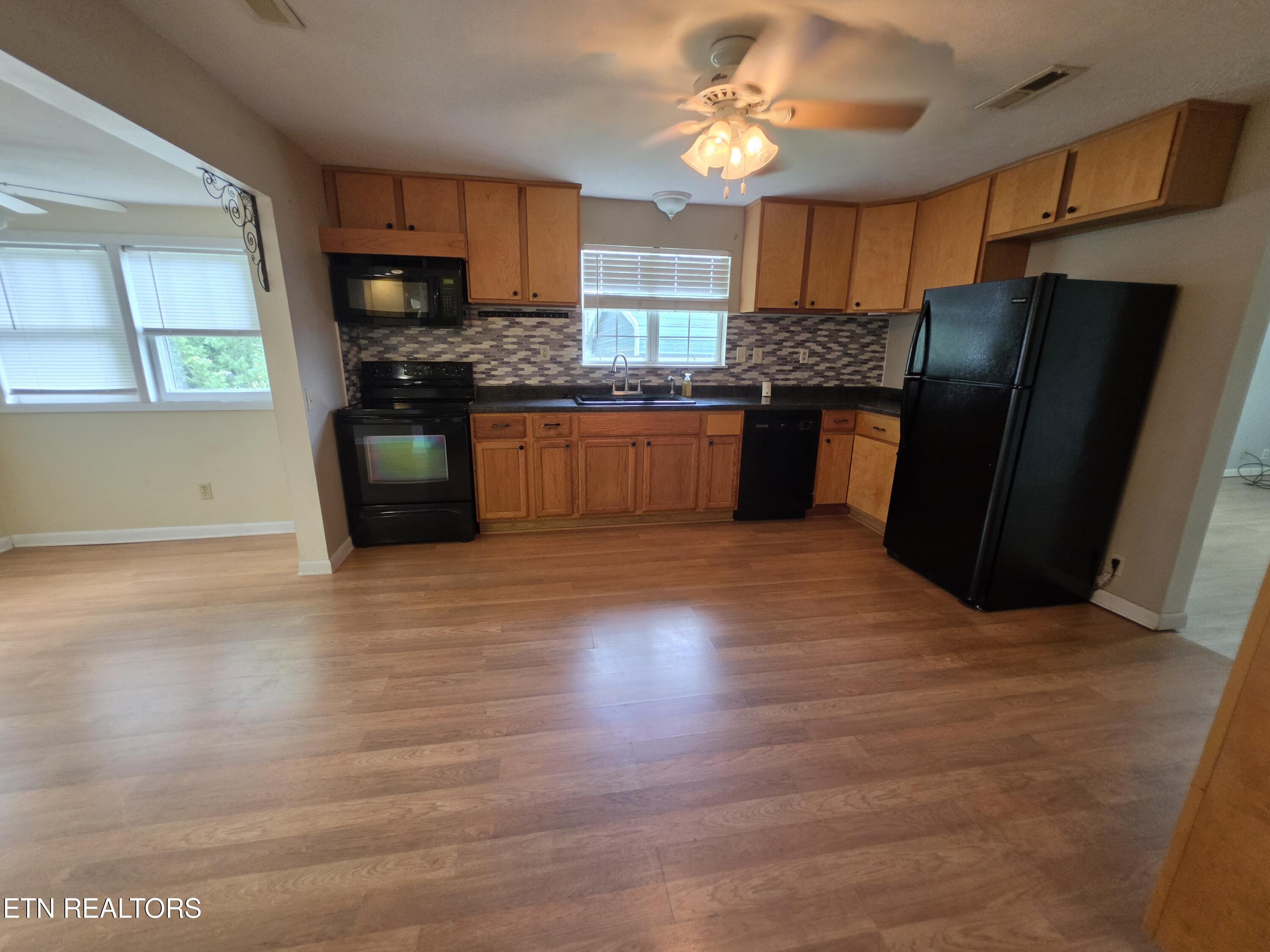 115 Flanders Avenue Harriman TN 37748