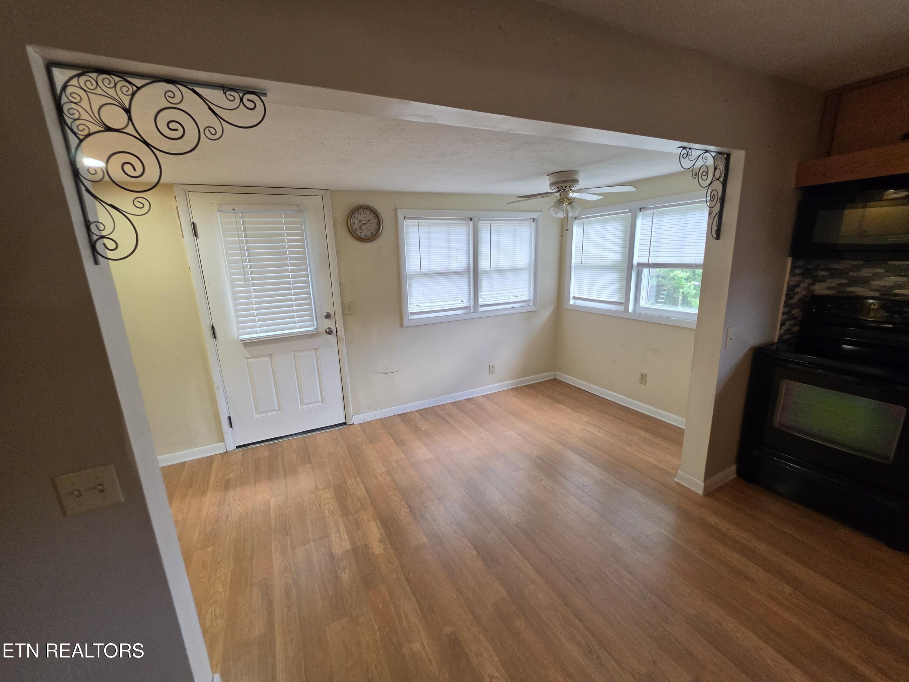 115 Flanders Avenue Harriman TN 37748