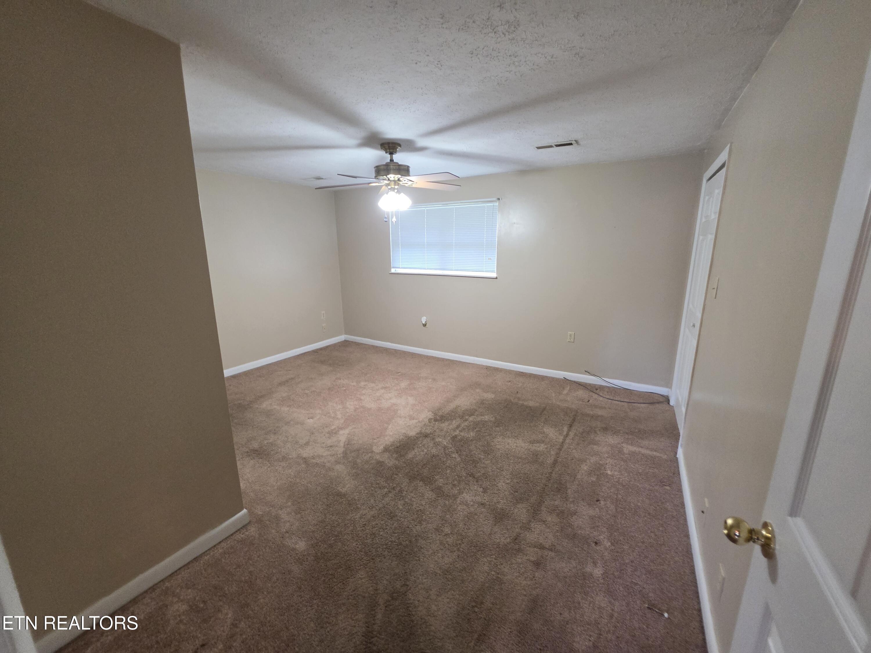 115 Flanders Avenue Harriman TN 37748