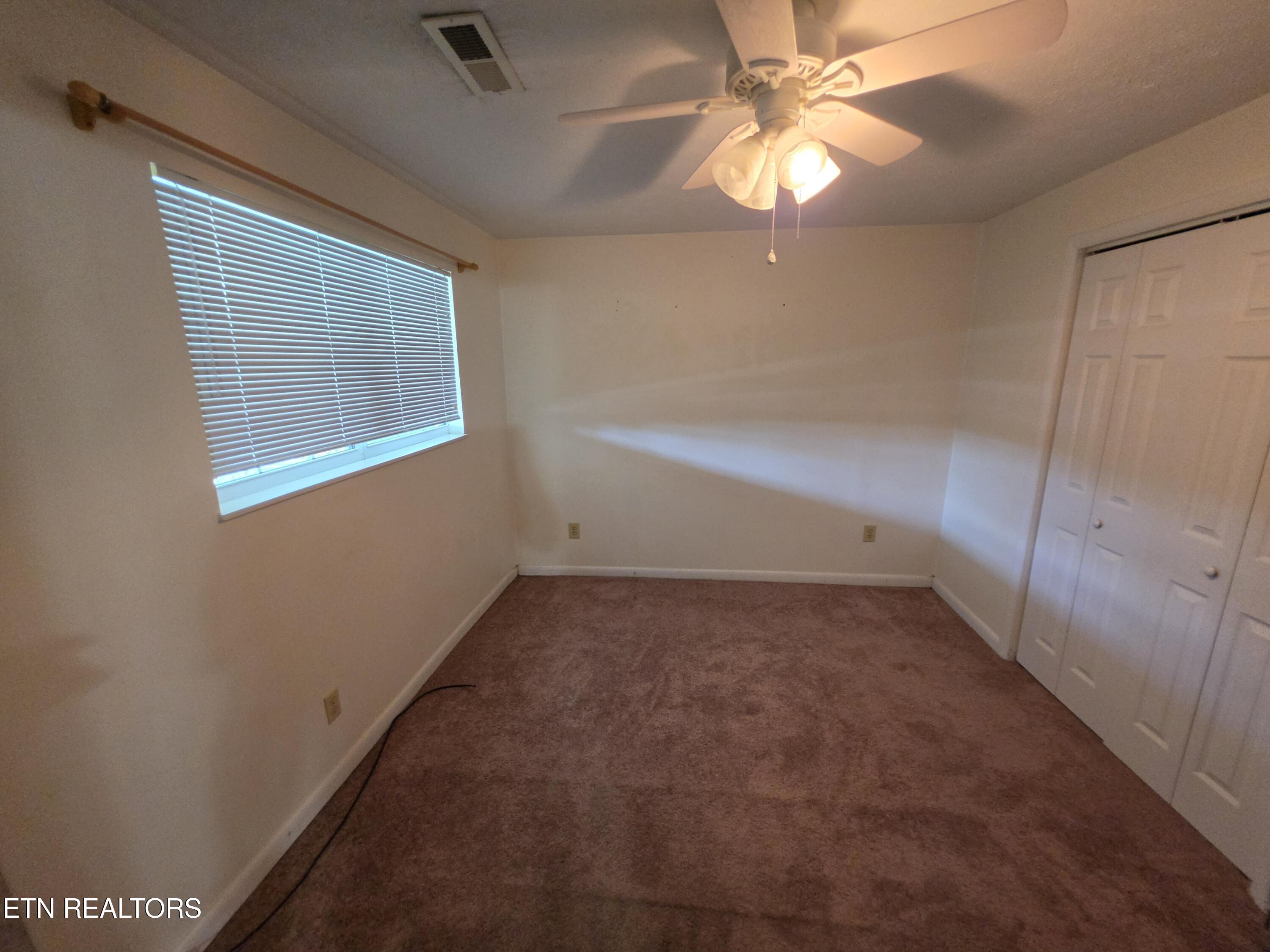 115 Flanders Avenue Harriman TN 37748