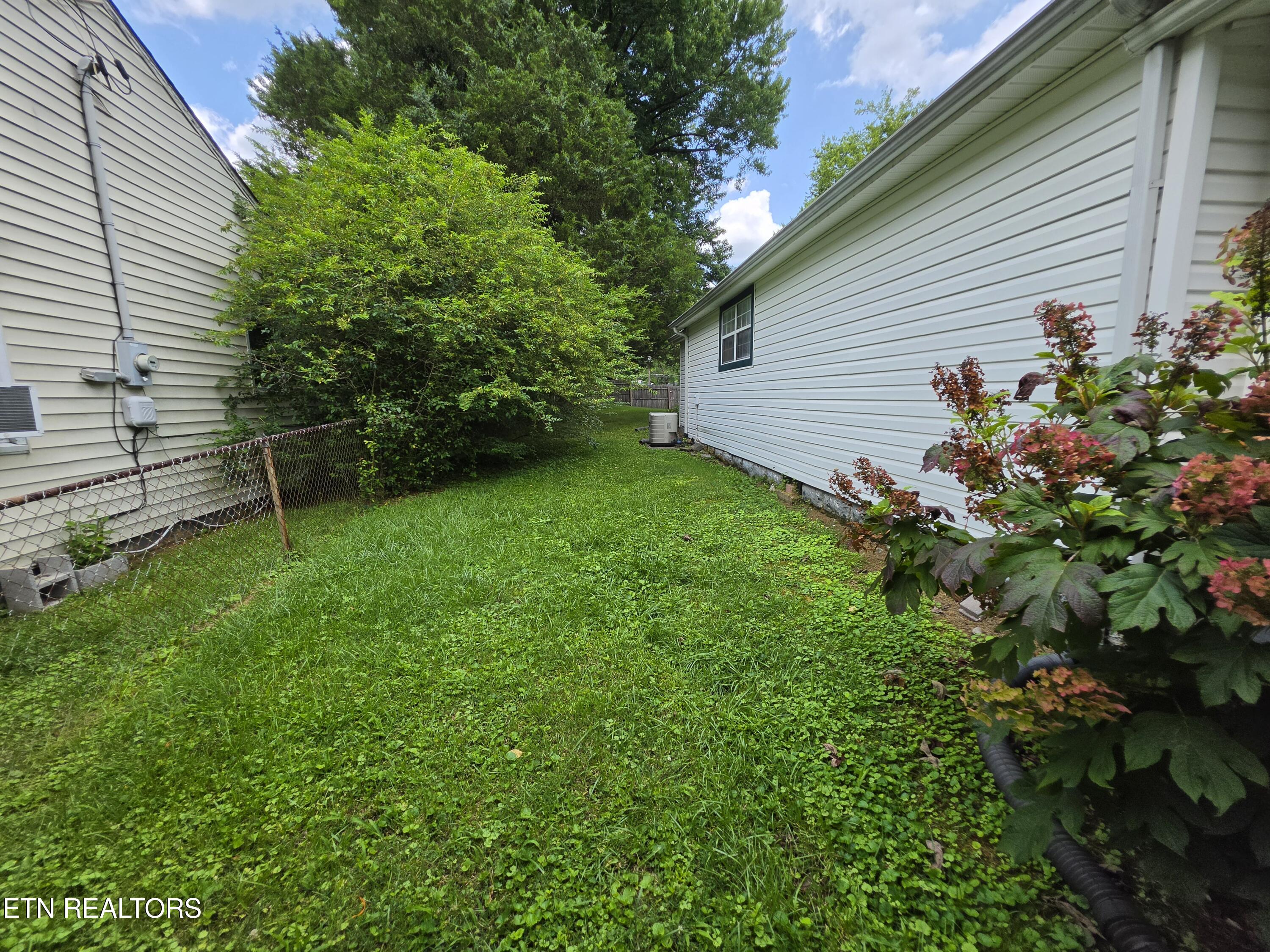 115 Flanders Avenue Harriman TN 37748