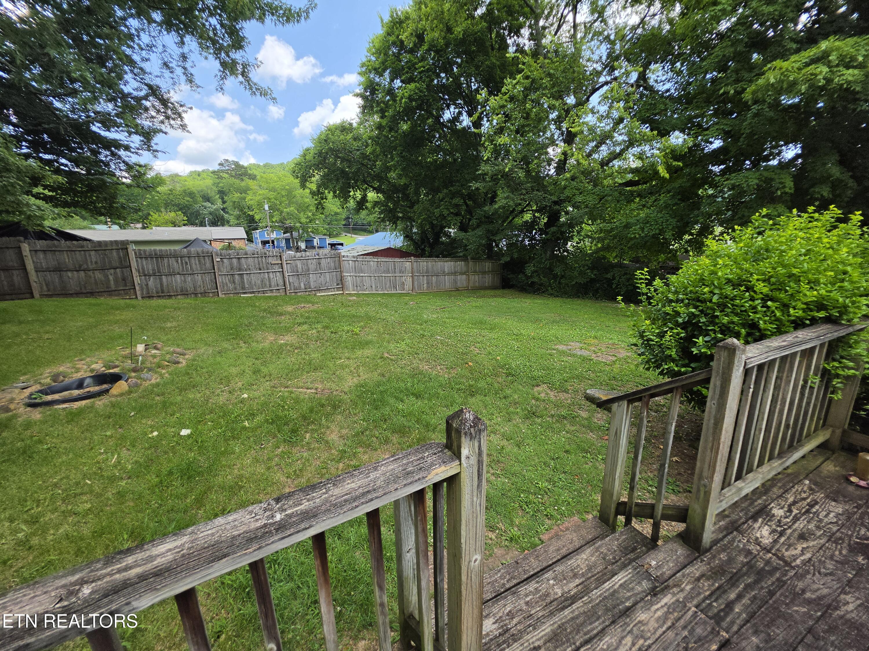 115 Flanders Avenue Harriman TN 37748