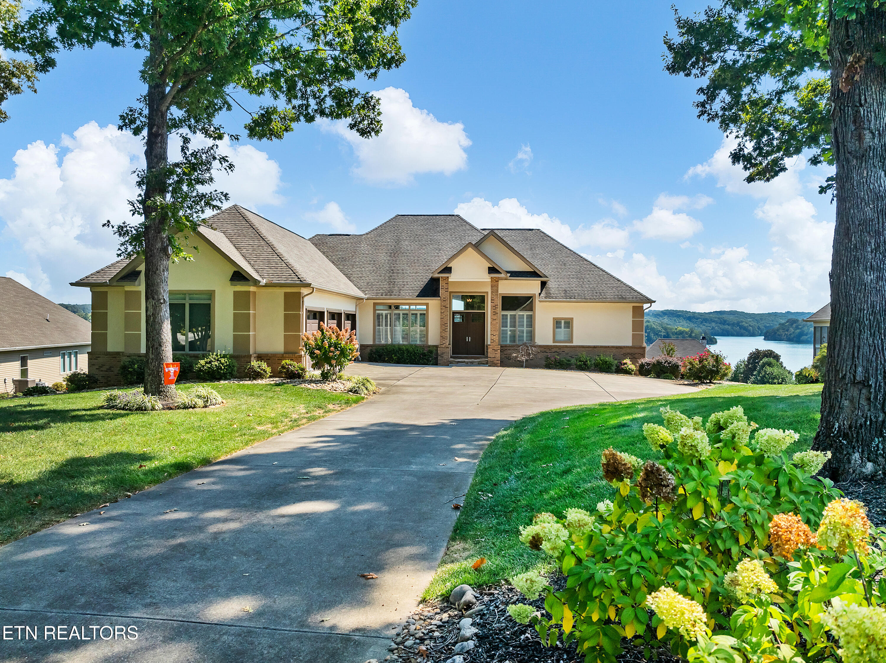310 Washita Lane Loudon TN 37774