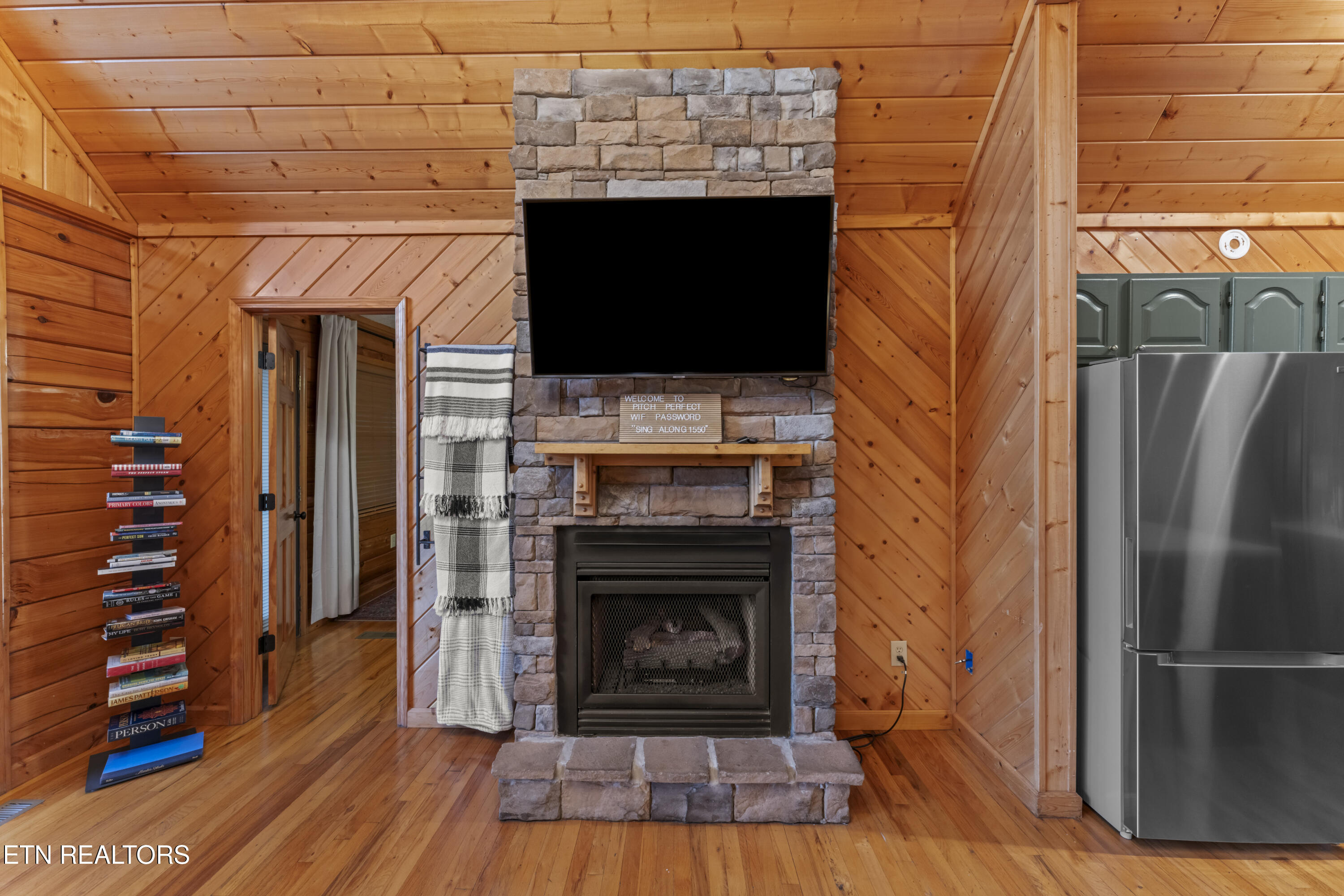1550 Bears Den Way Sevierville TN 37876