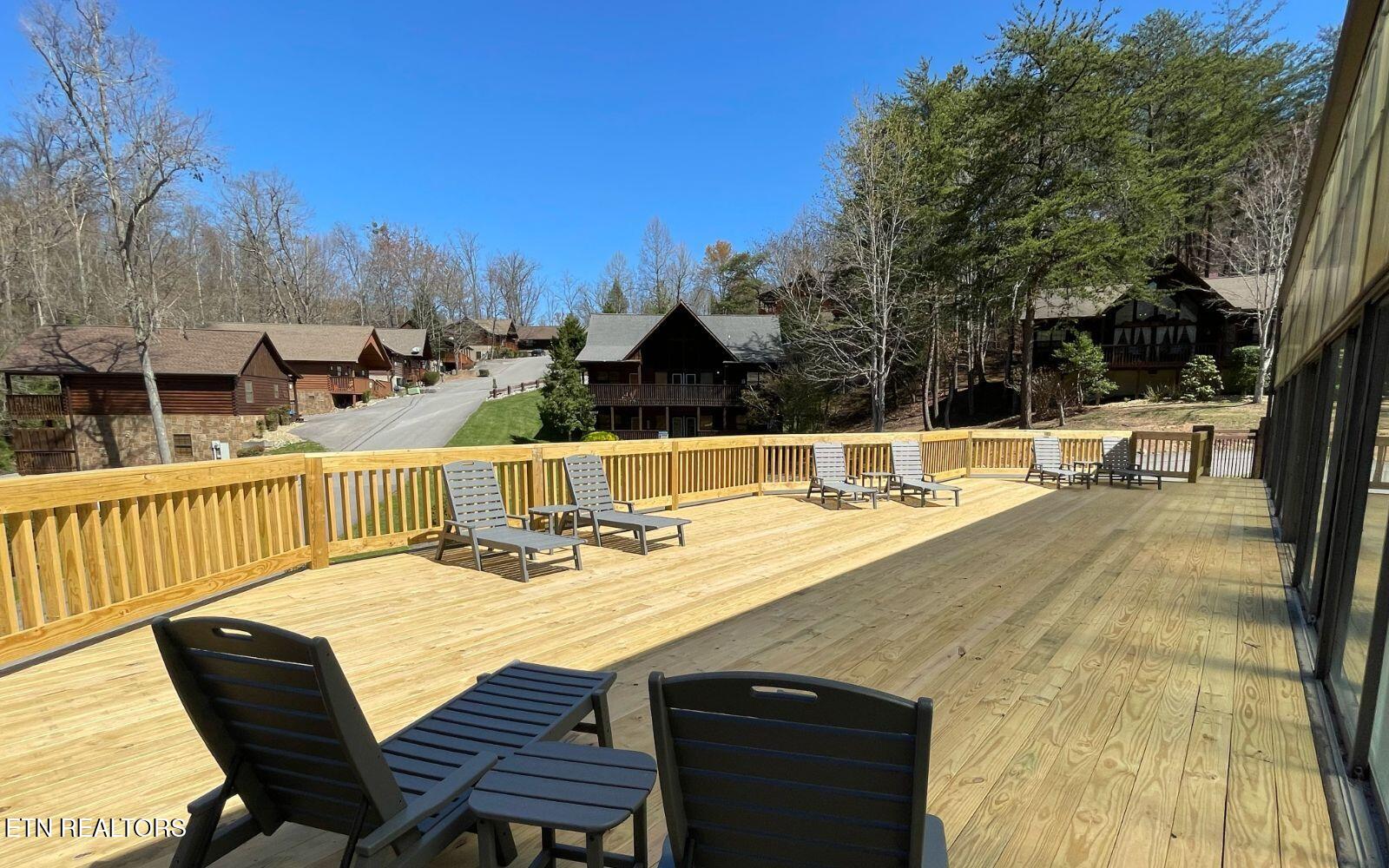 1550 Bears Den Way Sevierville TN 37876