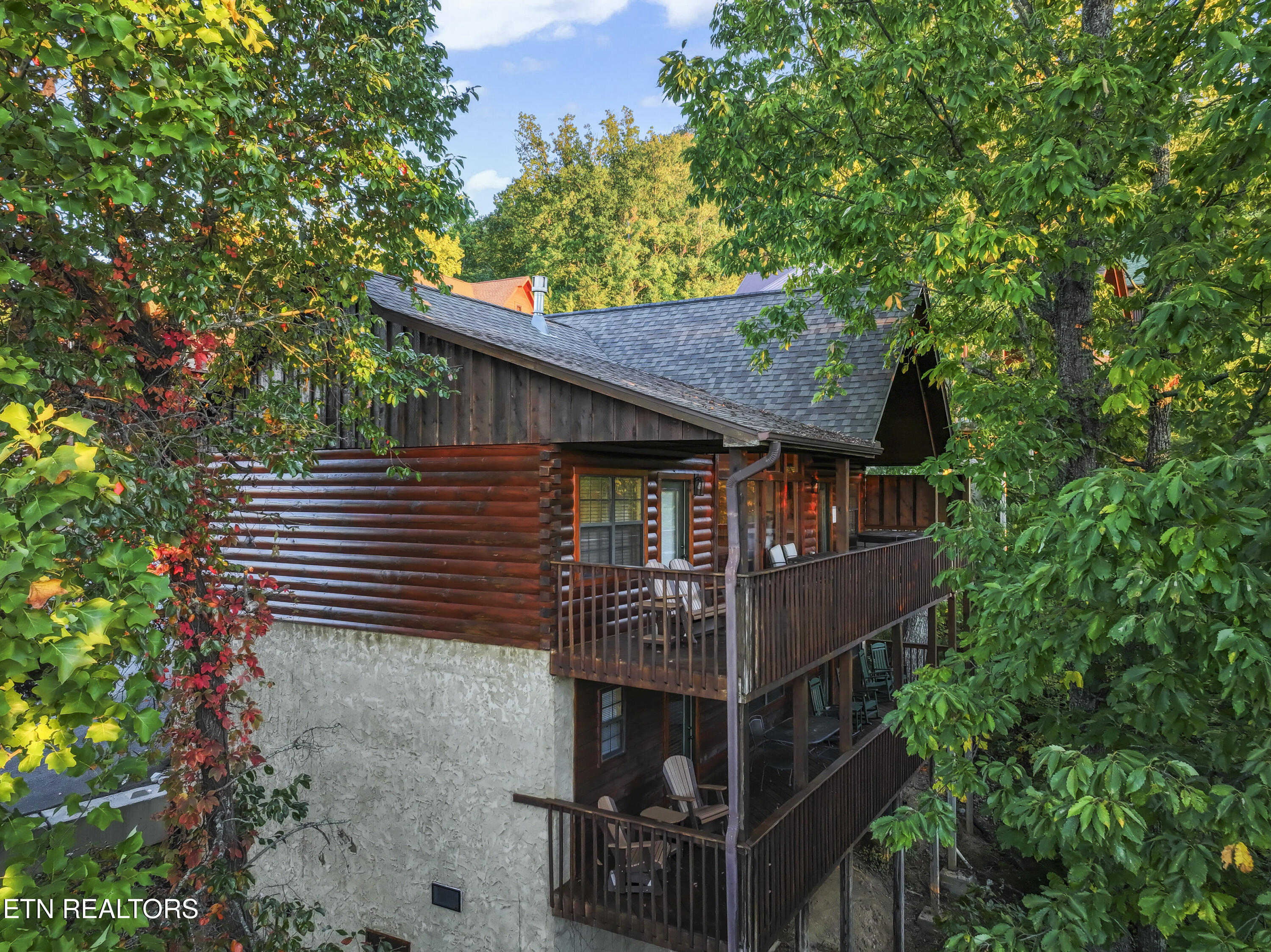 1550 Bears Den Way Sevierville TN 37876
