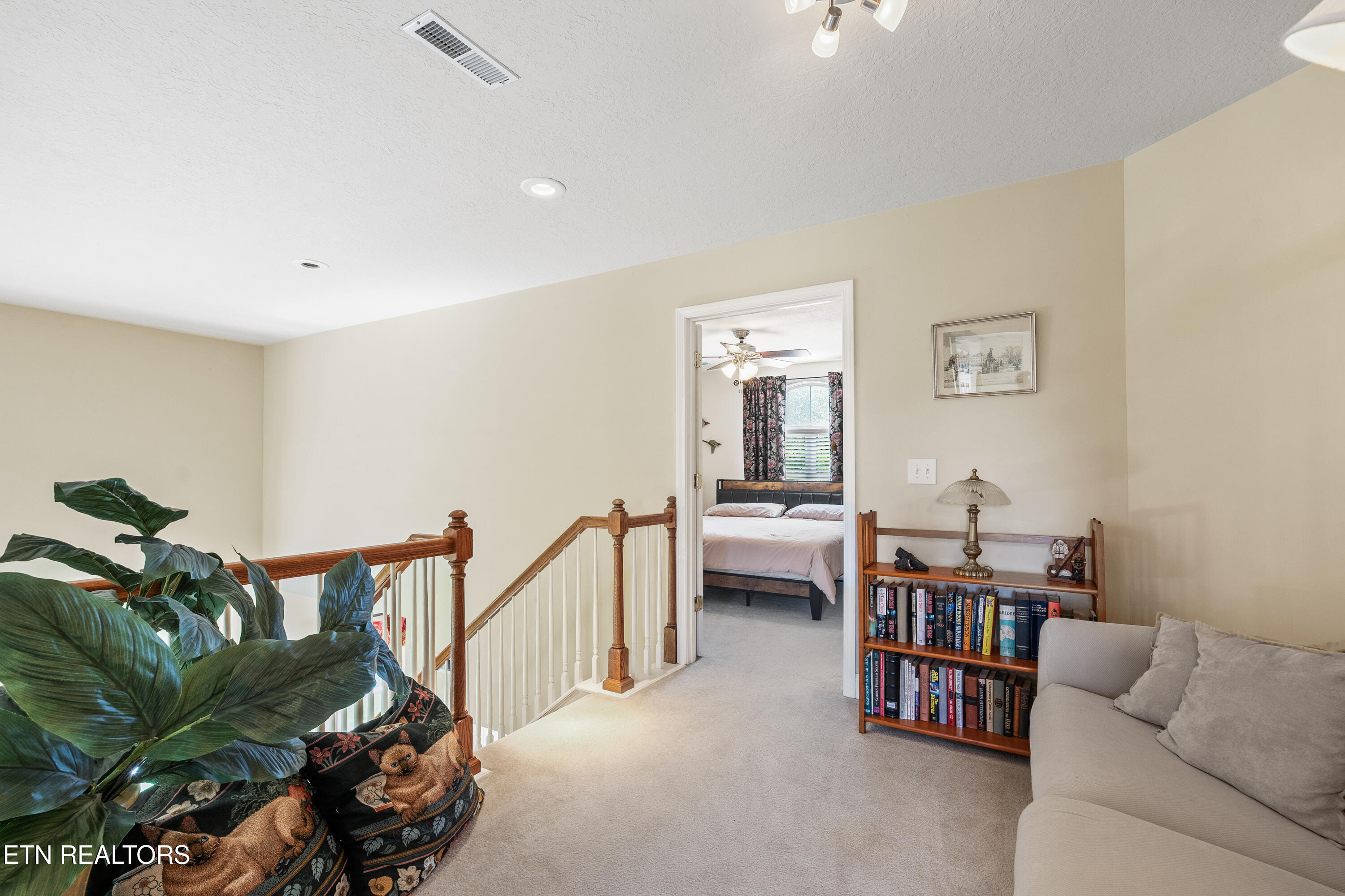 204 Kingbird Drive Vonore TN 37885