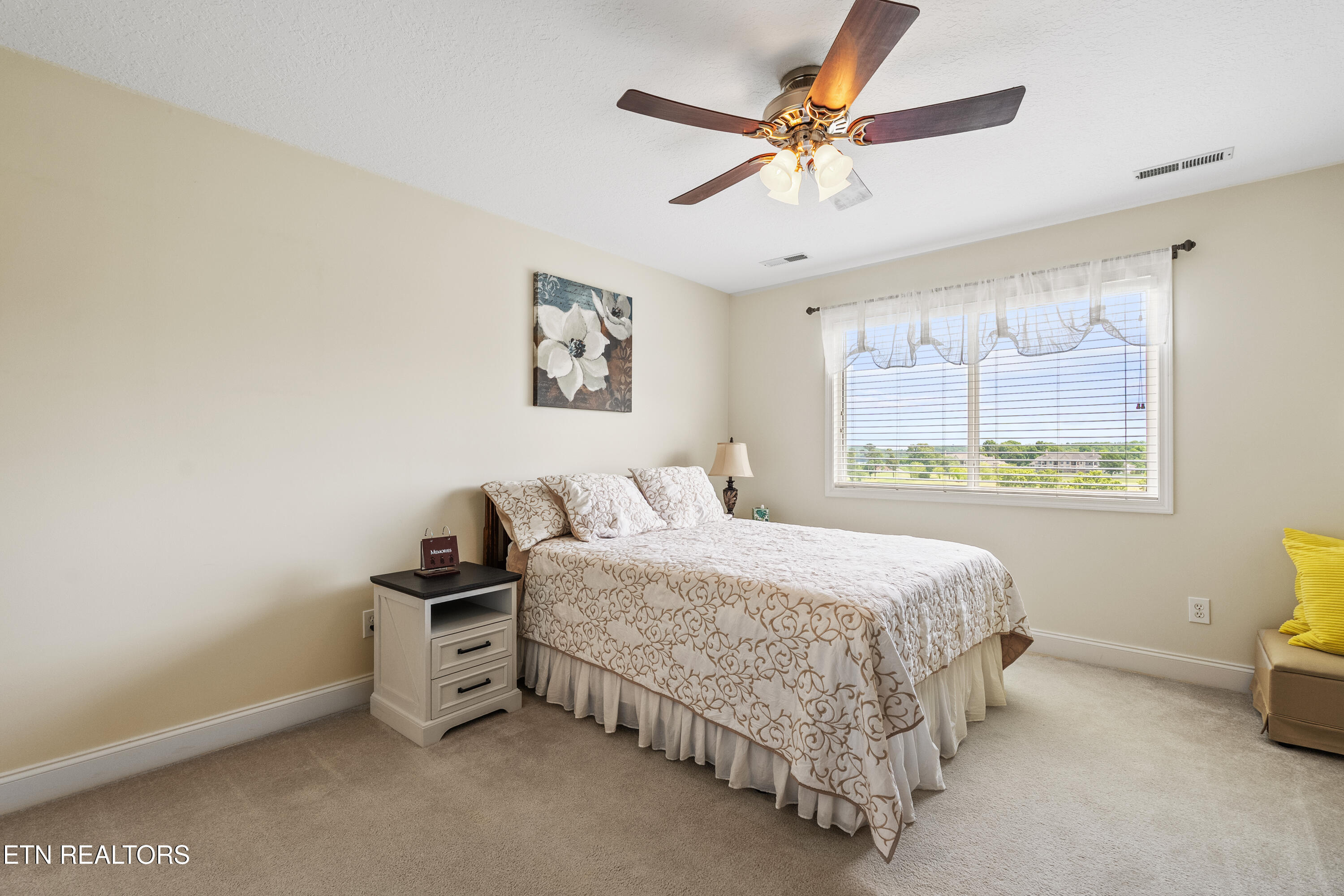 204 Kingbird Drive Vonore TN 37885