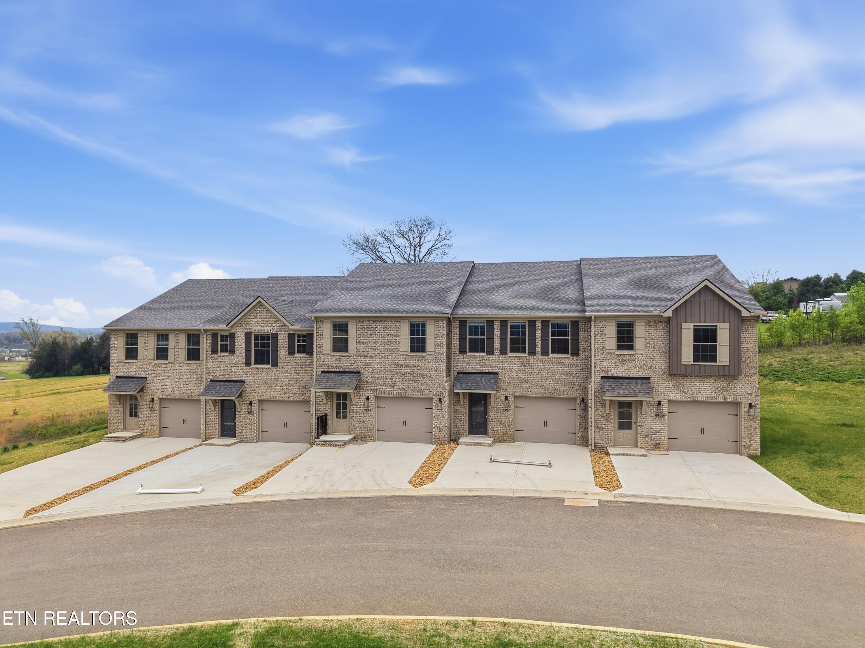 8934 Keenberg Lane Knoxville TN 37931