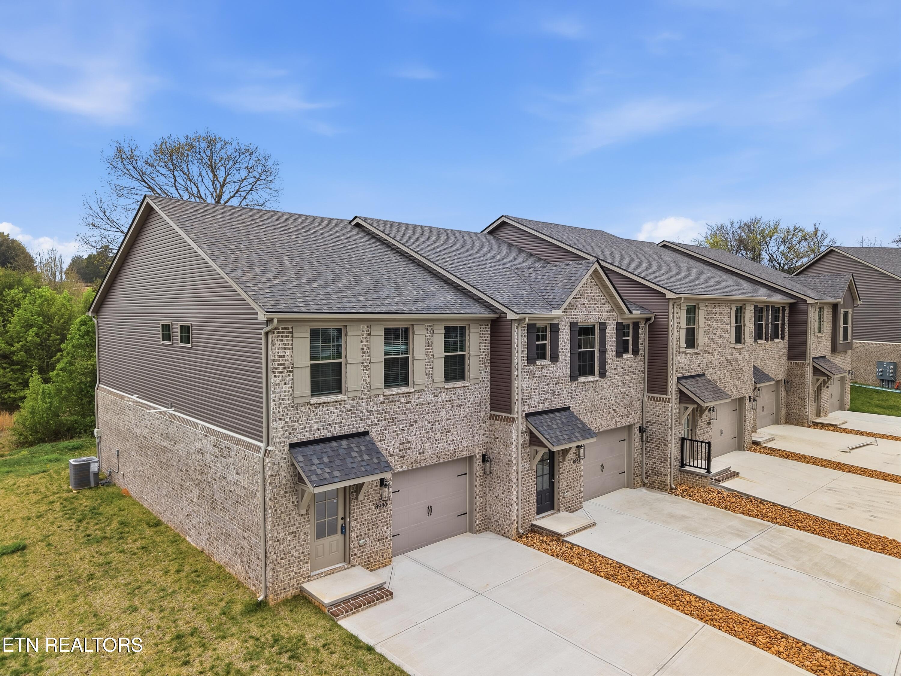 8934 Keenberg Lane Knoxville TN 37931