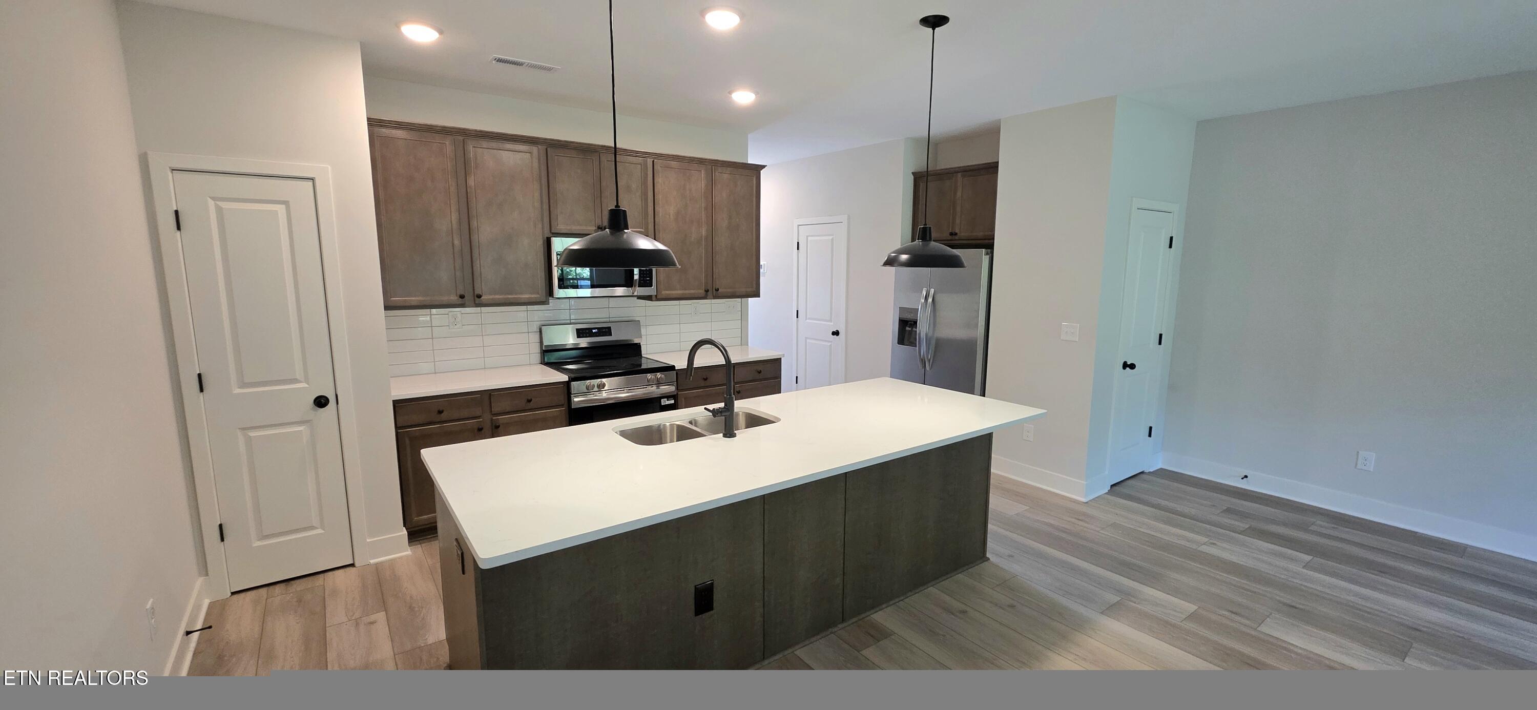 8934 Keenberg Lane Knoxville TN 37931