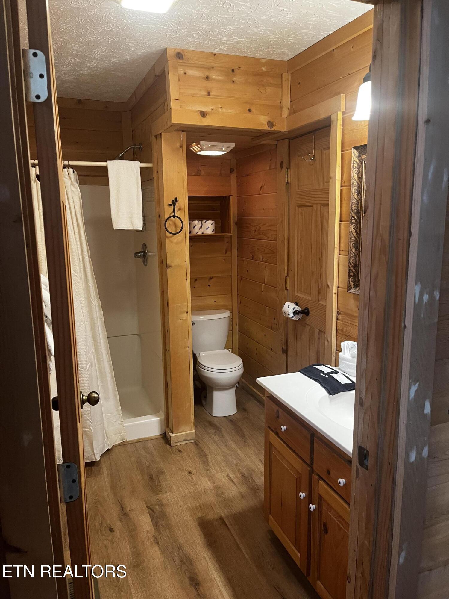 1724 N Dogwood Lane Sevierville TN 37876