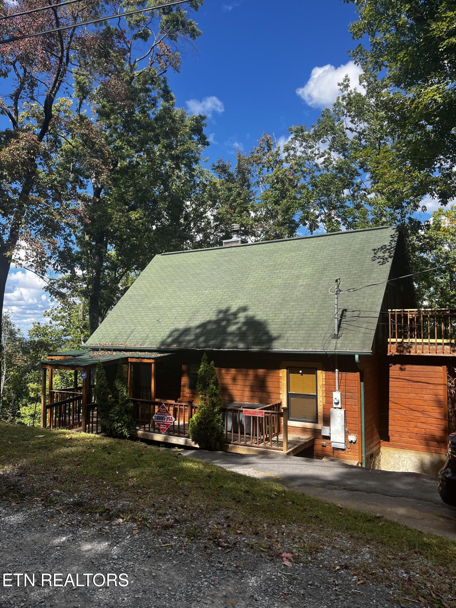 1724 N Dogwood Lane Sevierville TN 37876