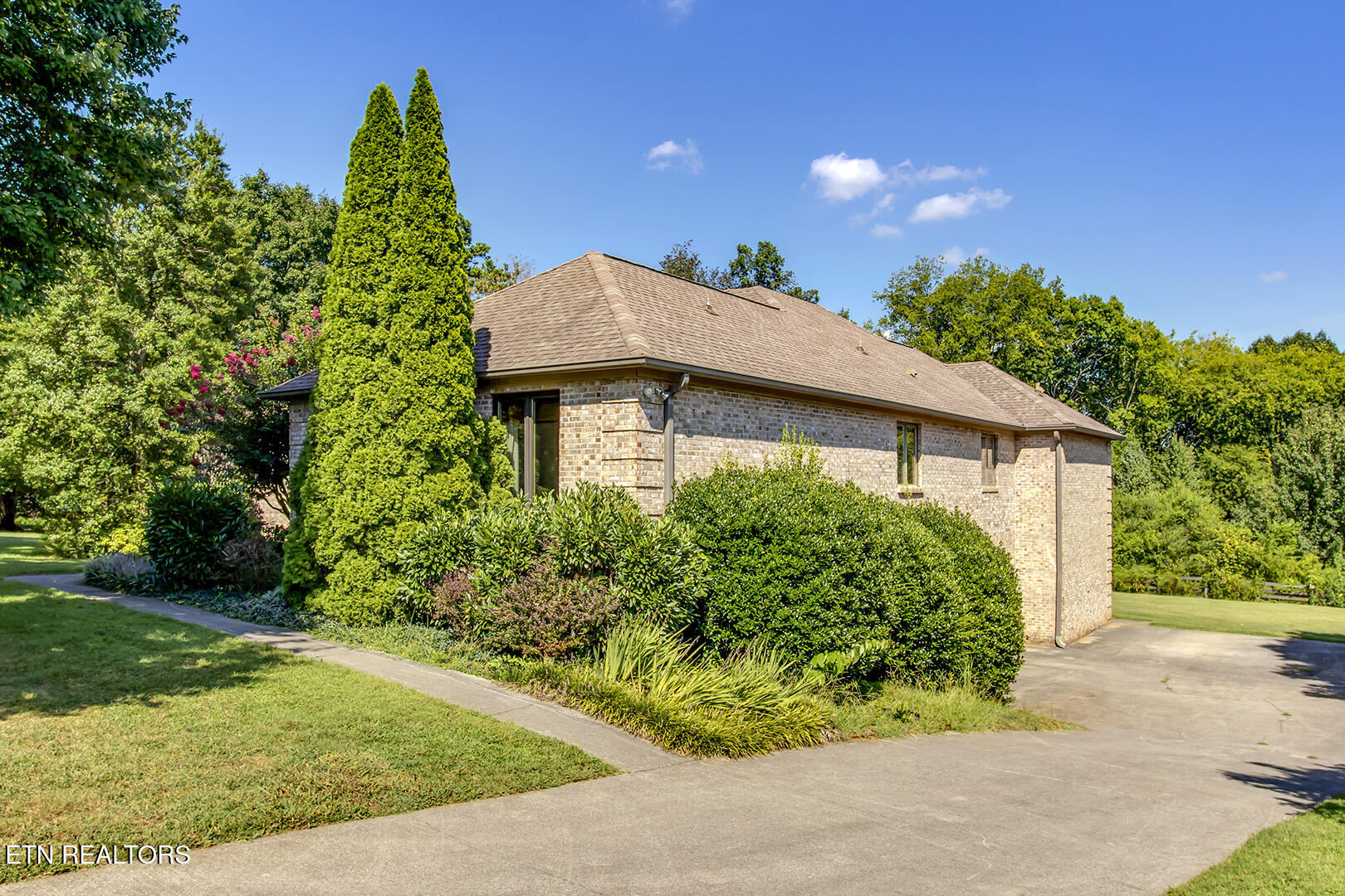 318 Mapletree Drive Knoxville TN 37934