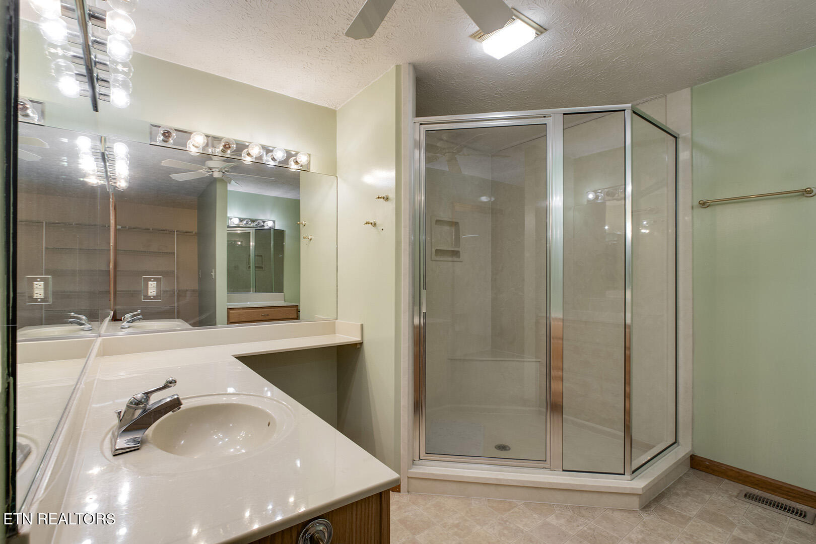 318 Mapletree Drive Knoxville TN 37934