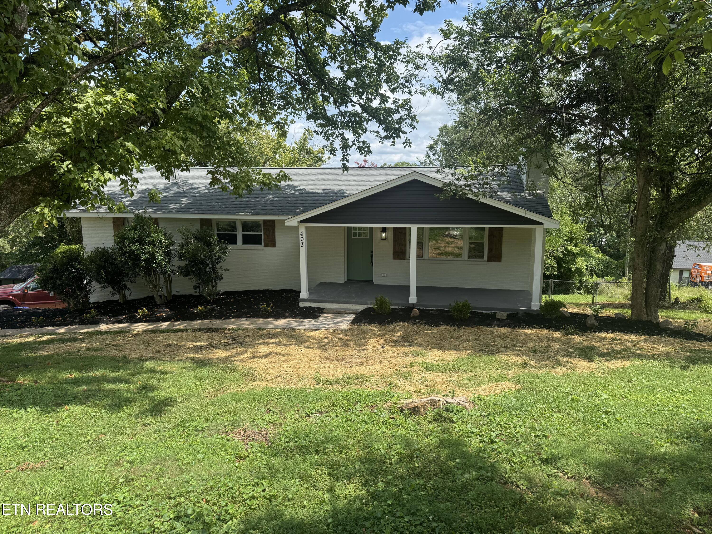 403 Hickory Street Clinton TN 37716
