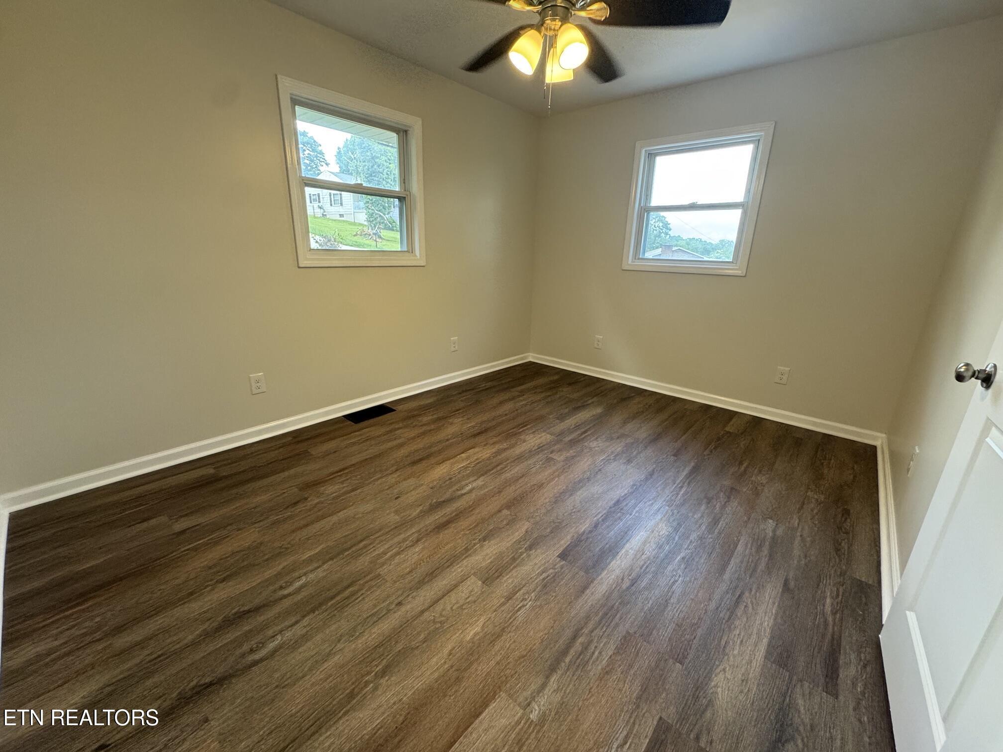403 Hickory Street Clinton TN 37716