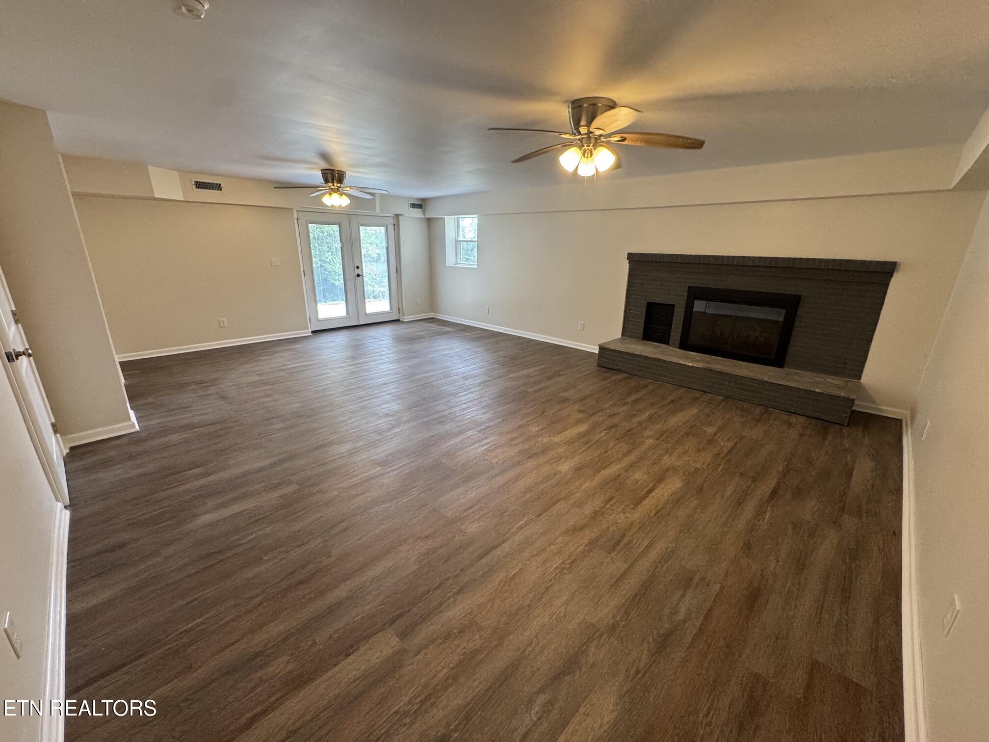 403 Hickory Street Clinton TN 37716