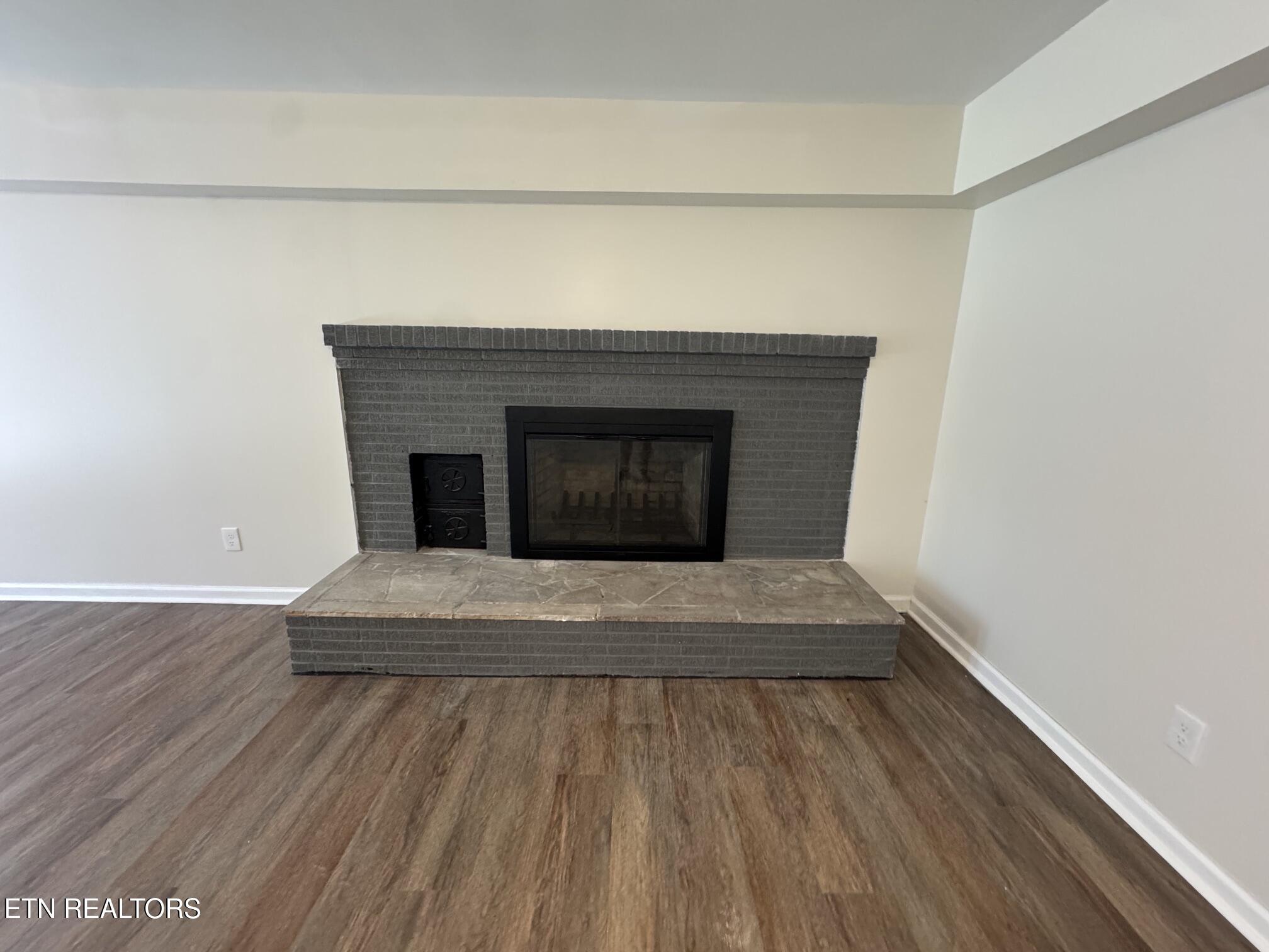 403 Hickory Street Clinton TN 37716