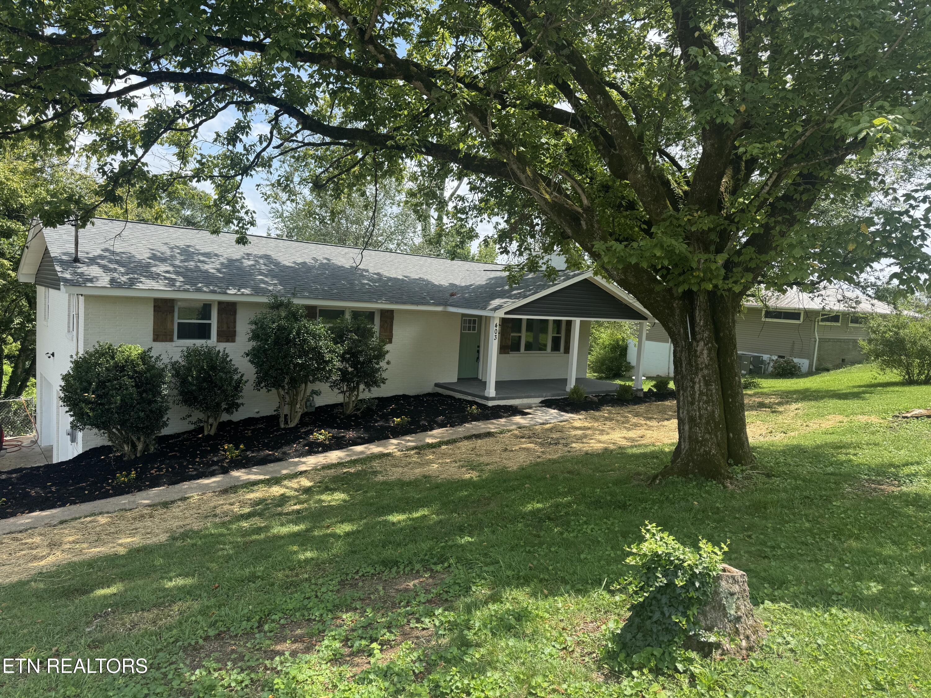 403 Hickory Street Clinton TN 37716