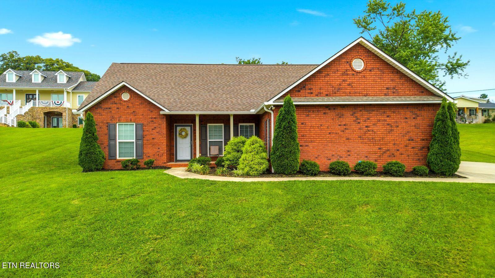 852 Isabell Drive Dandridge TN 37725