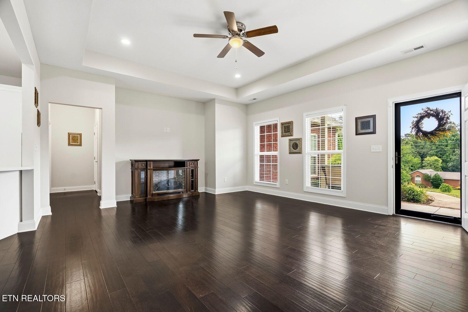 852 Isabell Drive Dandridge TN 37725