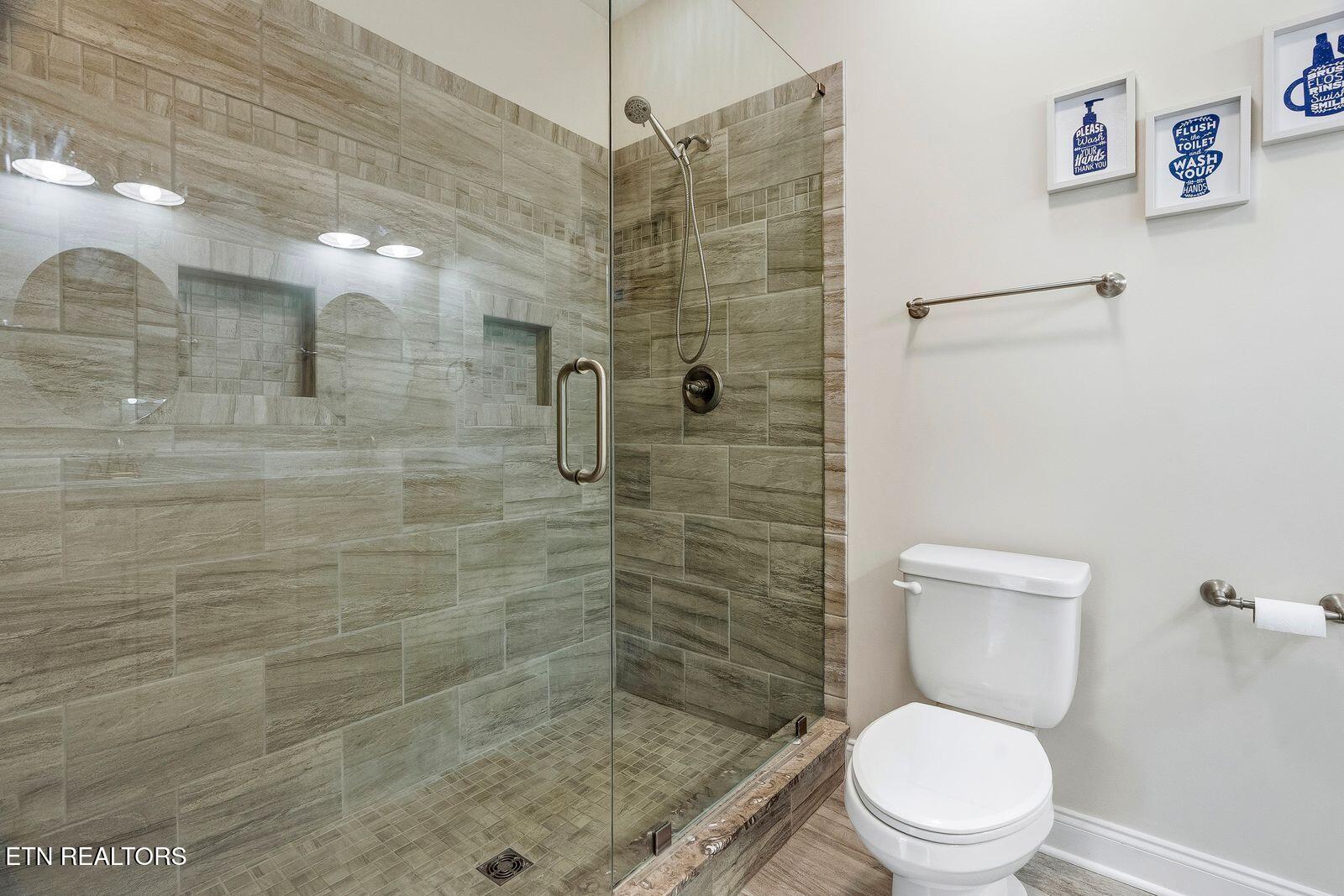 852 Isabell Drive Dandridge TN 37725