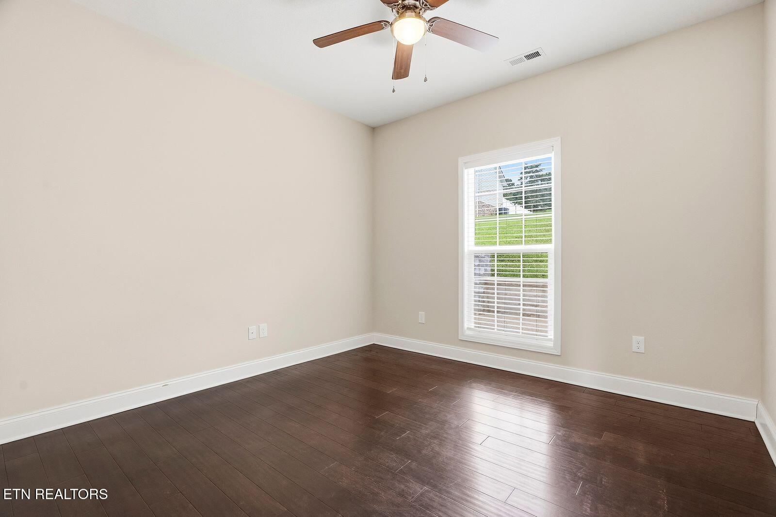 852 Isabell Drive Dandridge TN 37725