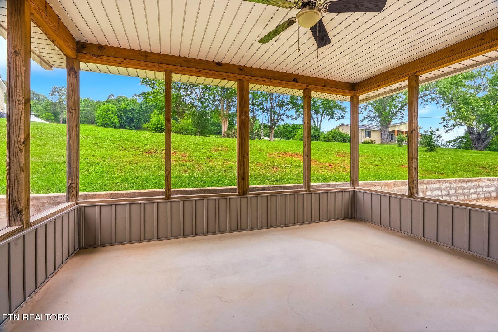 852 Isabell Drive Dandridge TN 37725