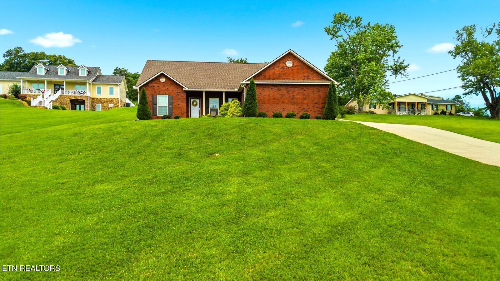 852 Isabell Drive Dandridge TN 37725