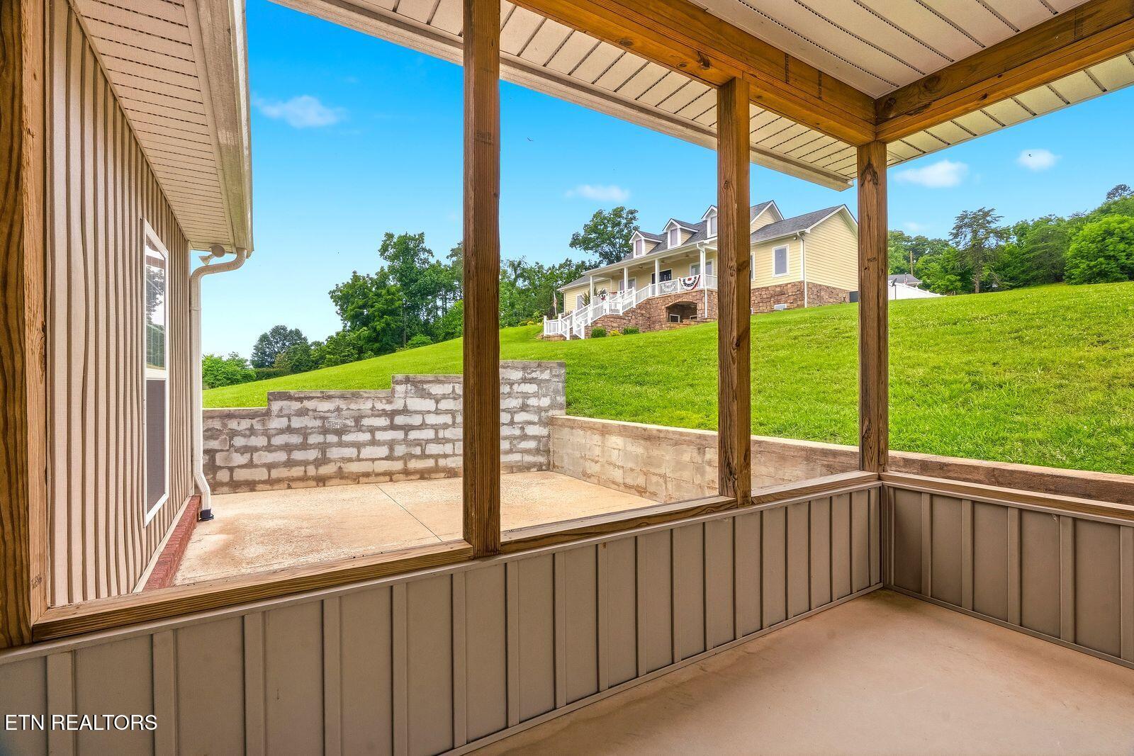 852 Isabell Drive Dandridge TN 37725